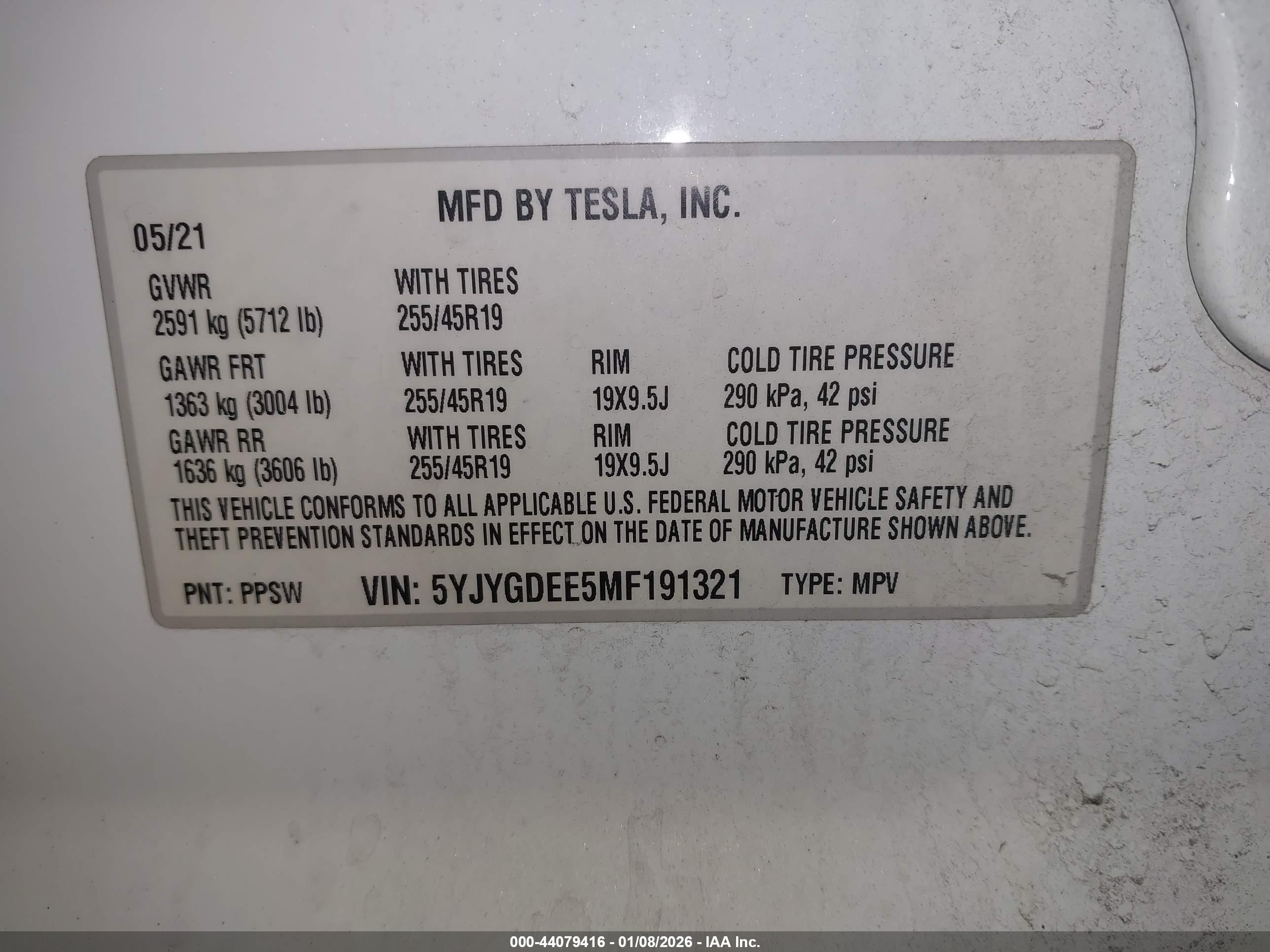 TESLA MODEL image 9