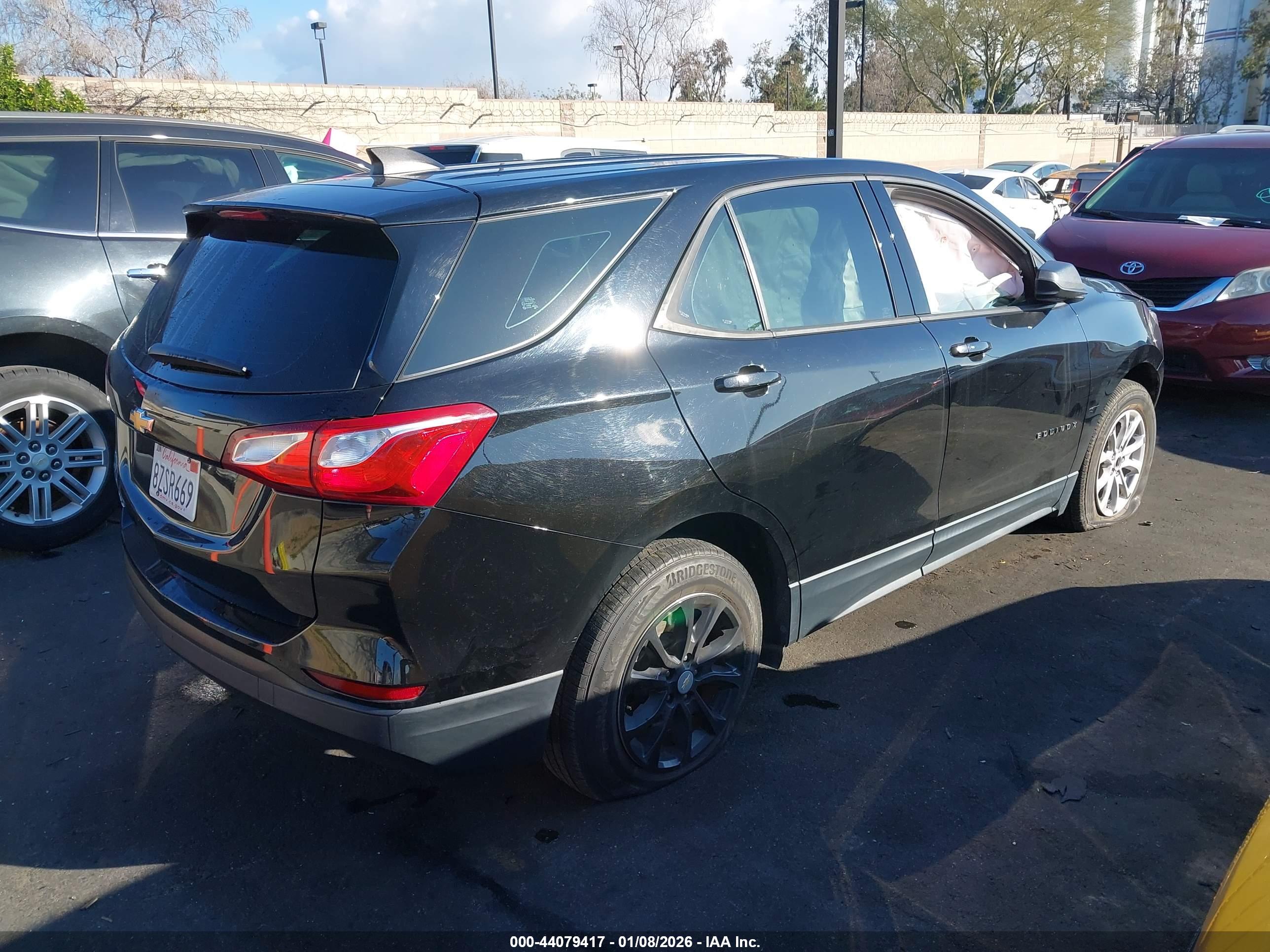 CHEVROLET EQUINOX image 4