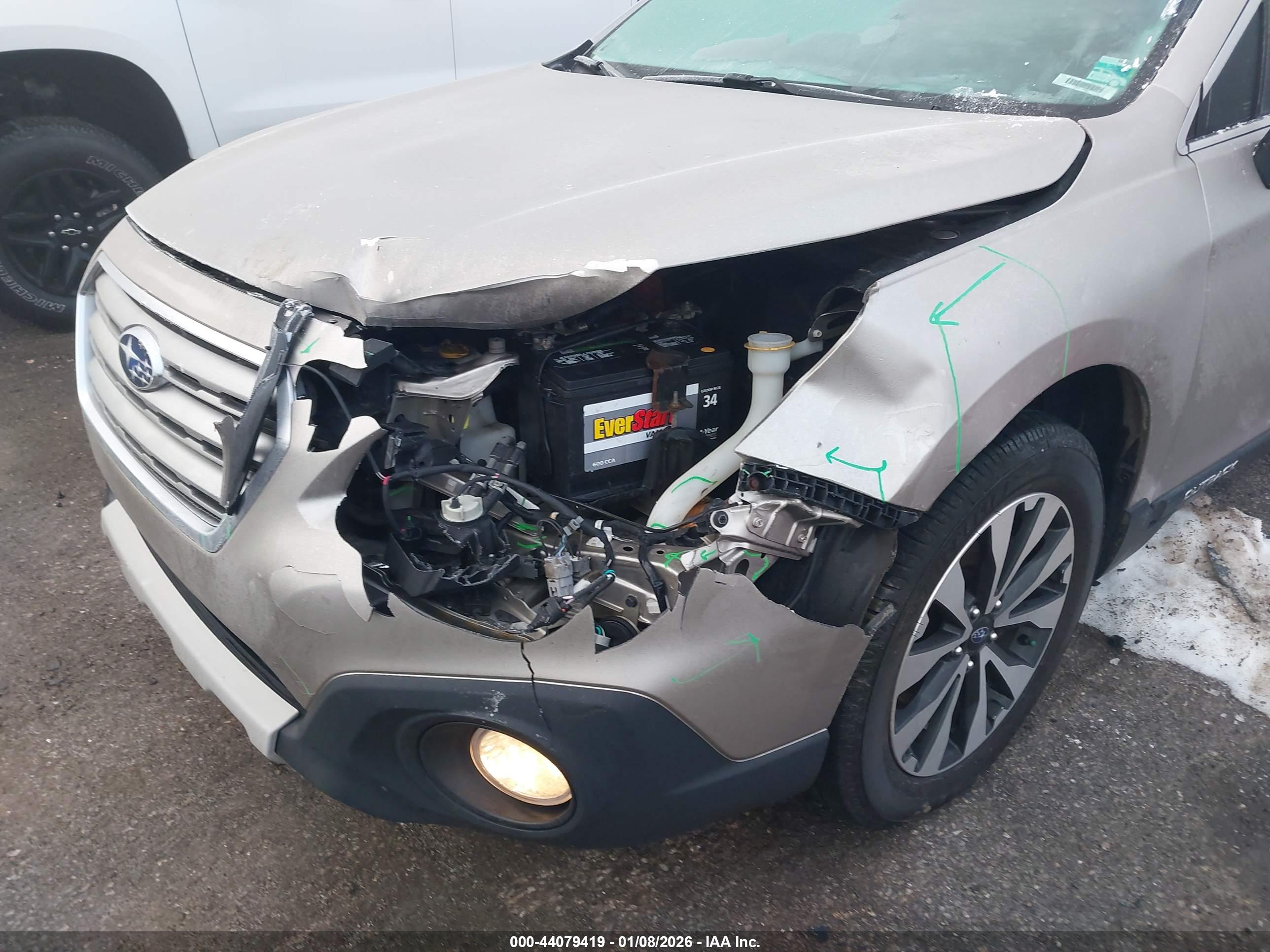 SUBARU OUTBACK image 6