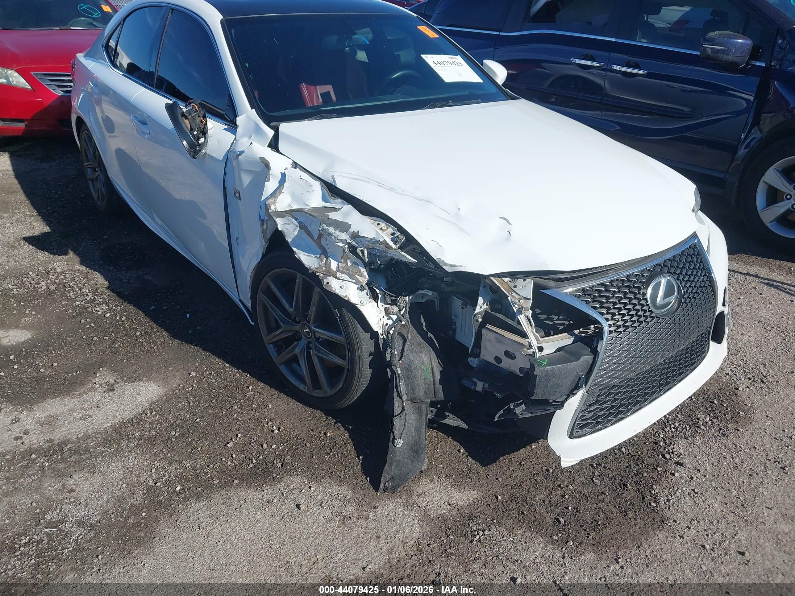 LEXUS IS image 6