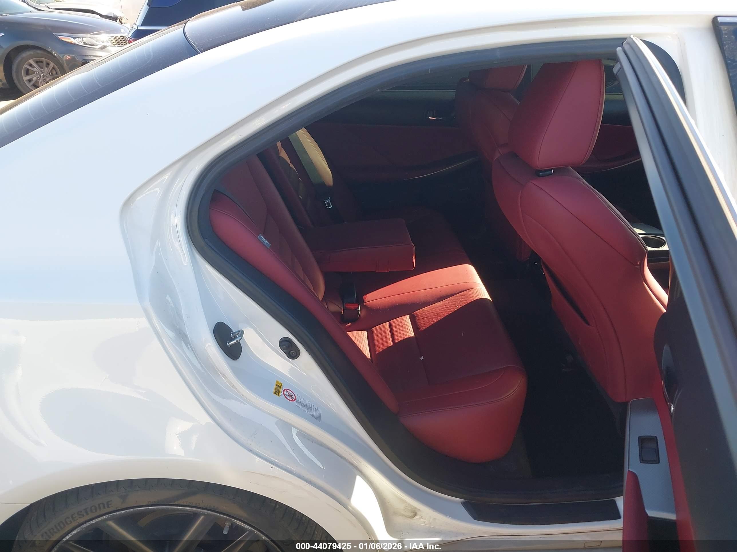LEXUS IS image 8