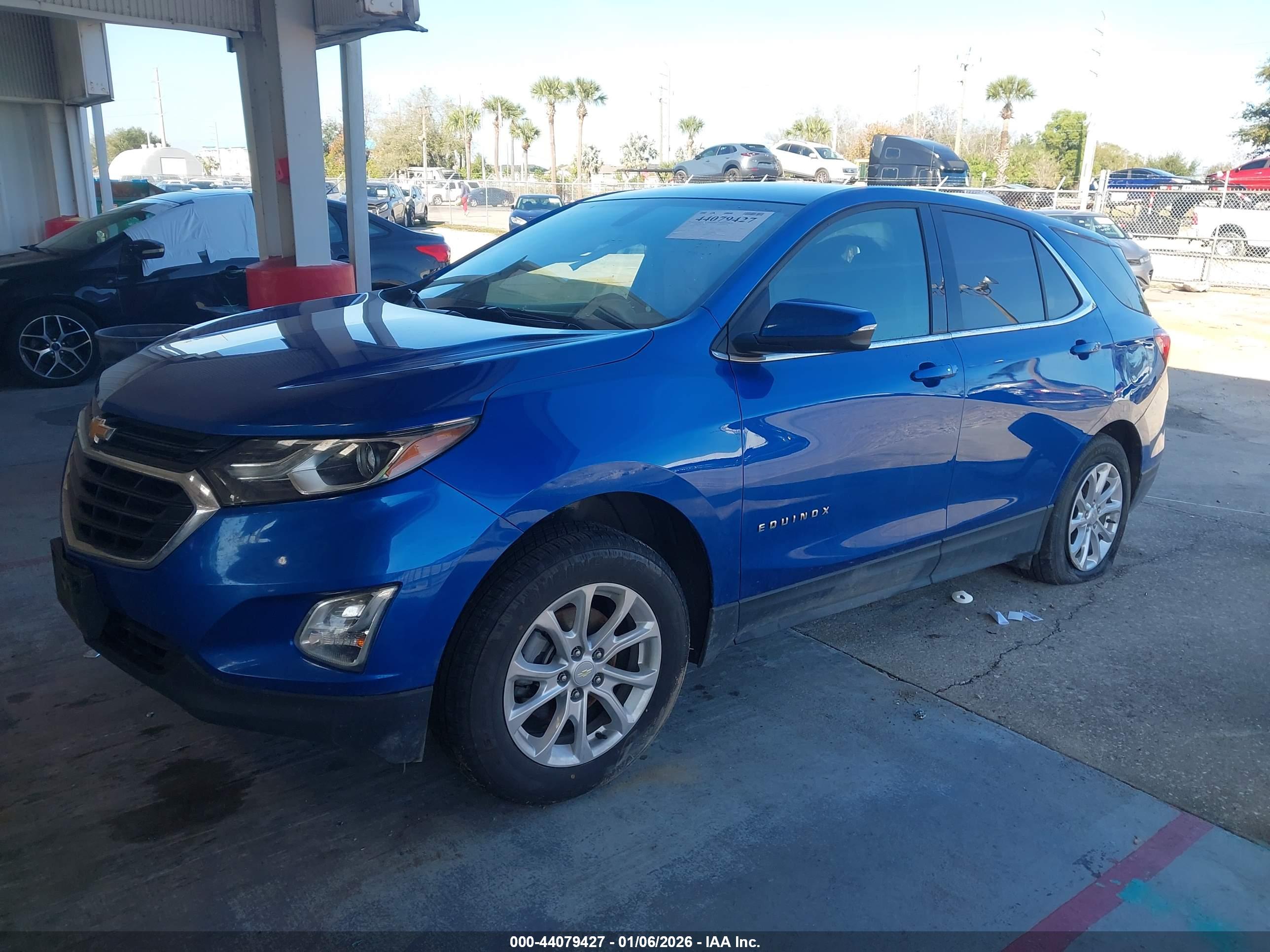 CHEVROLET EQUINOX image 2