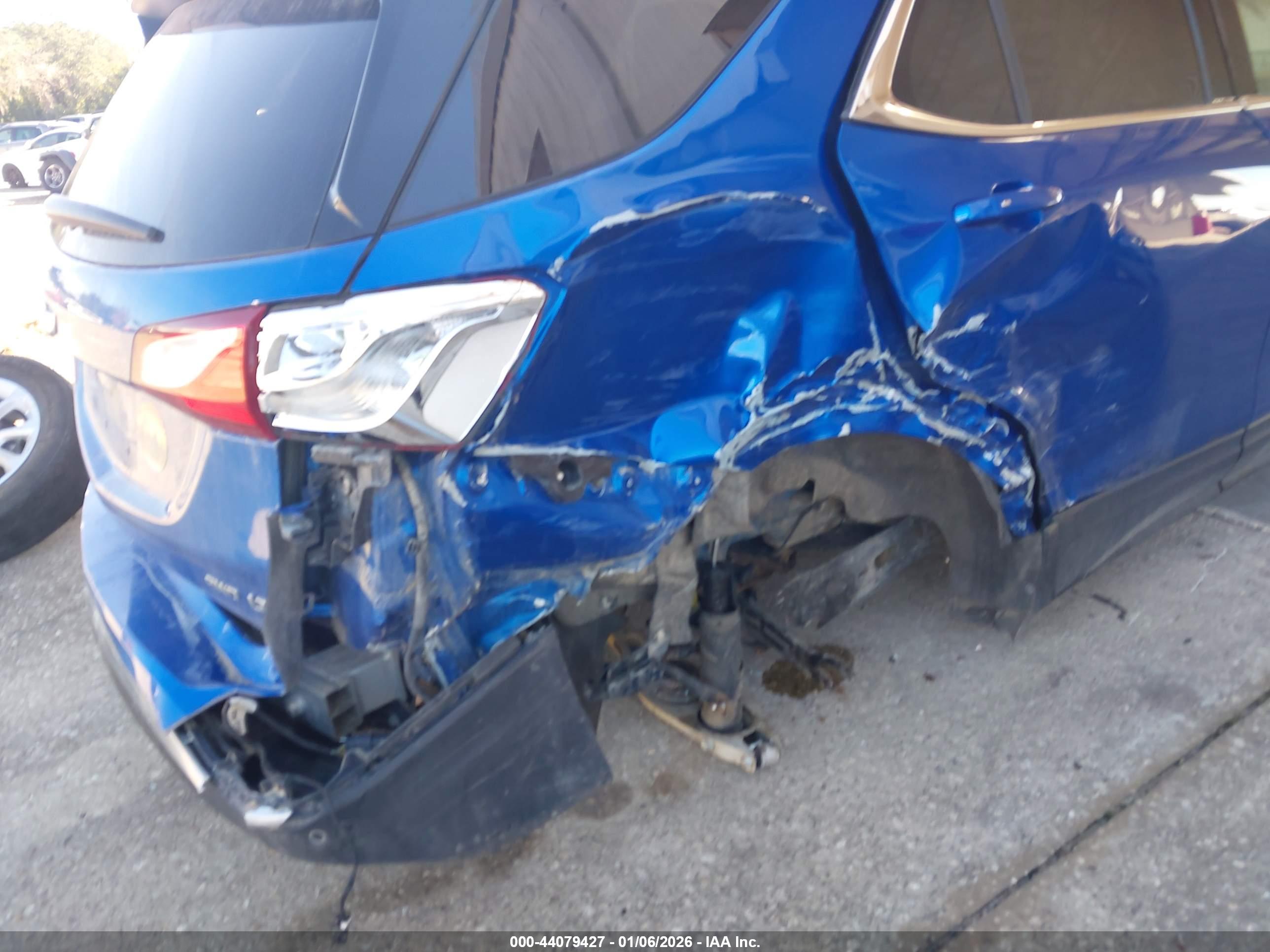 CHEVROLET EQUINOX image 6