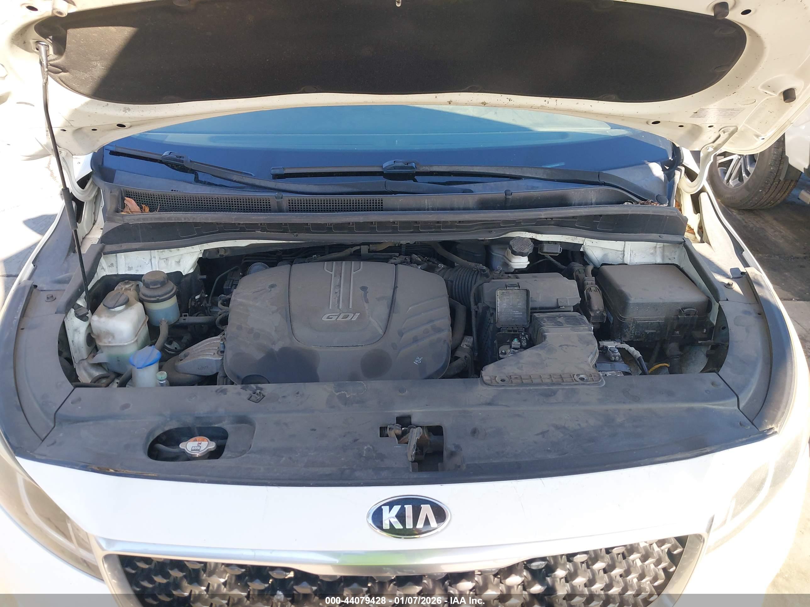KIA SEDONA image 10