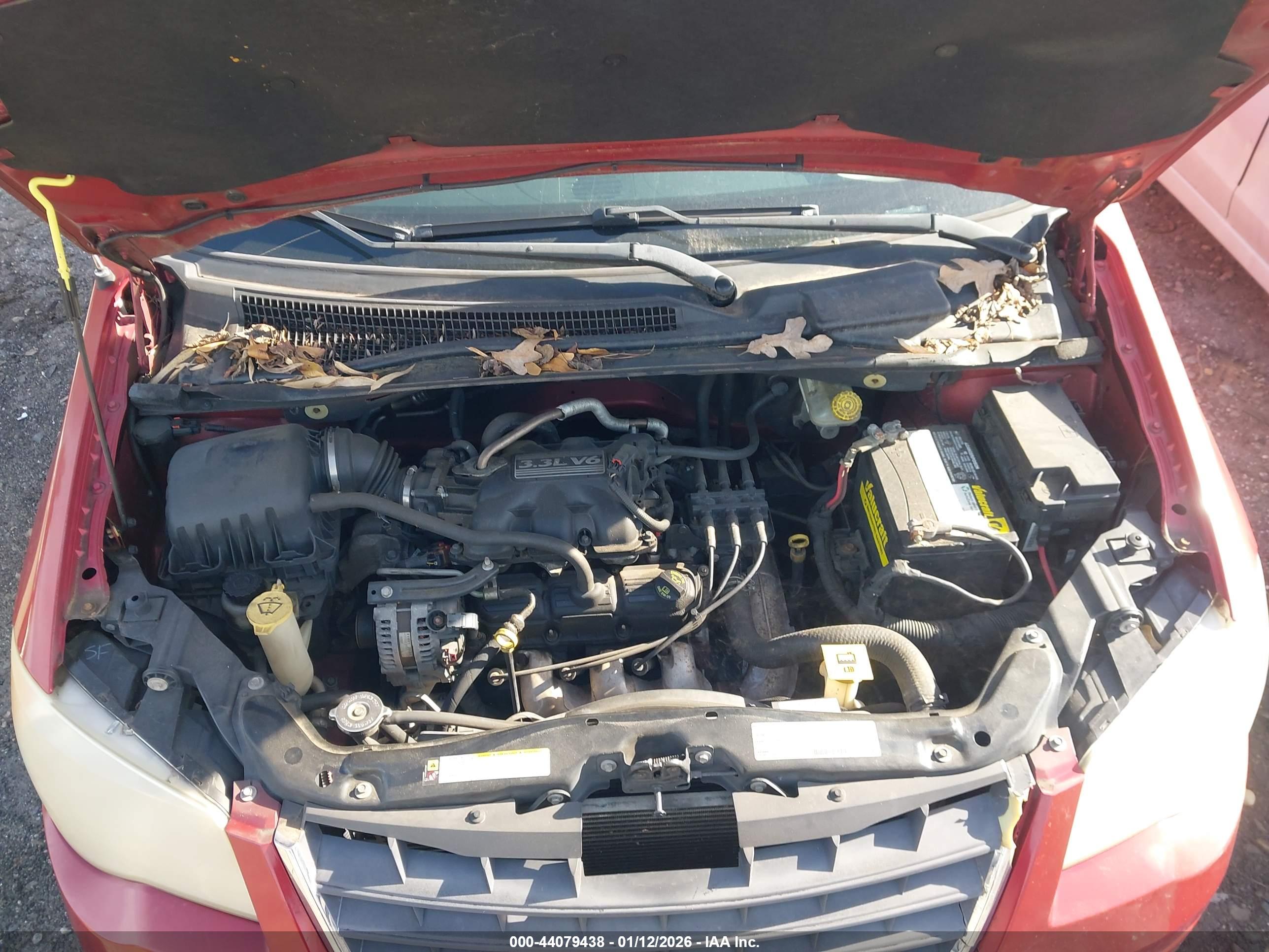 CHRYSLER TOWN image 10