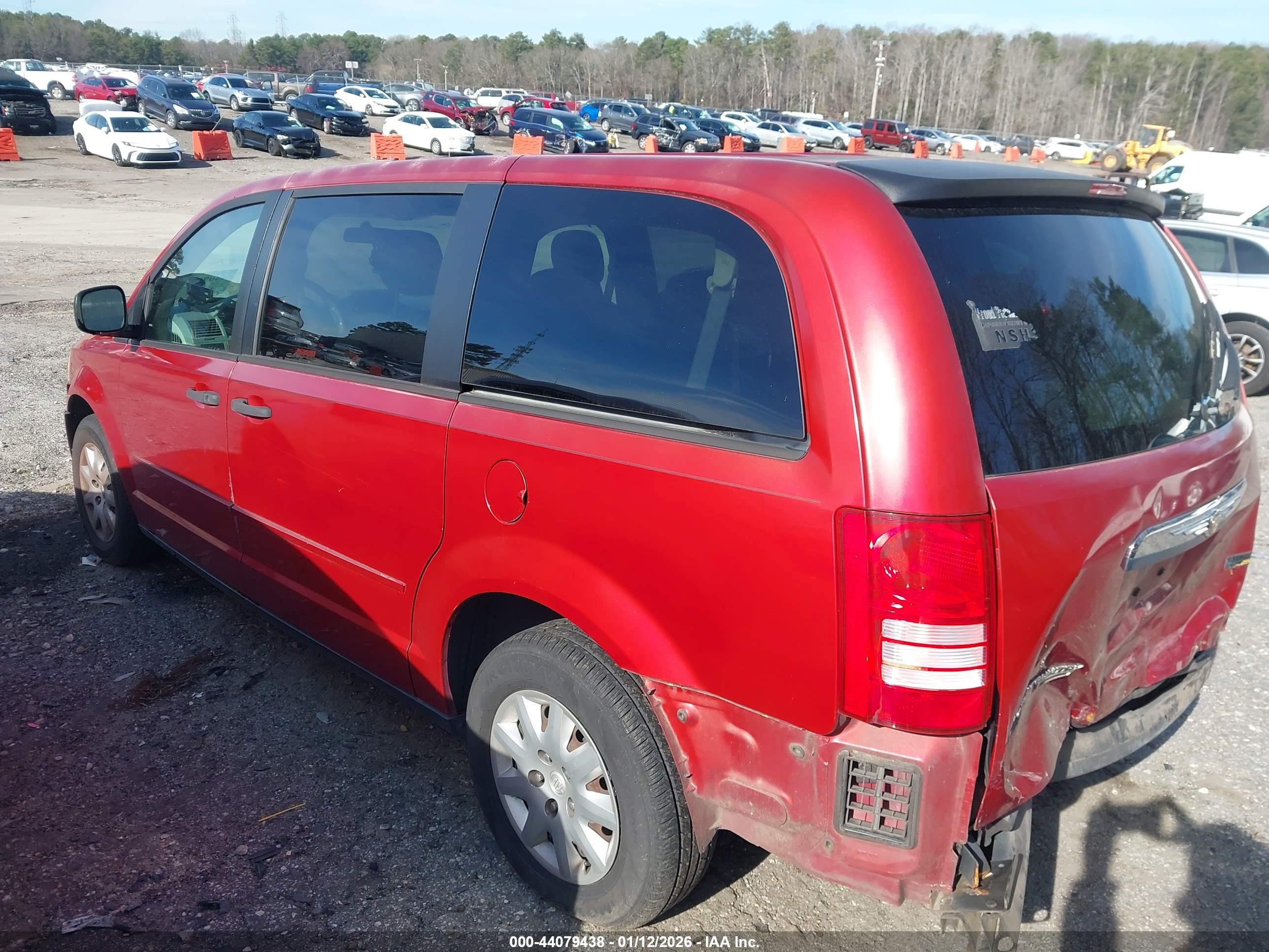 CHRYSLER TOWN image 3