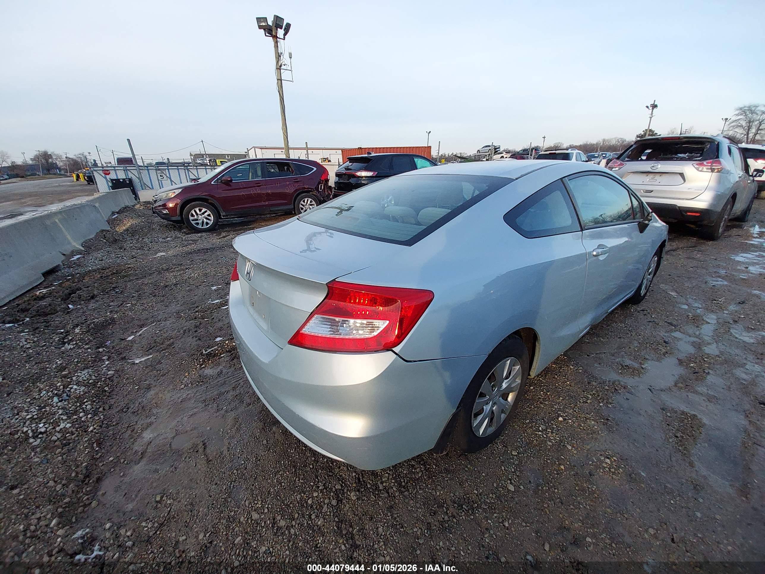 HONDA CIVIC image 4