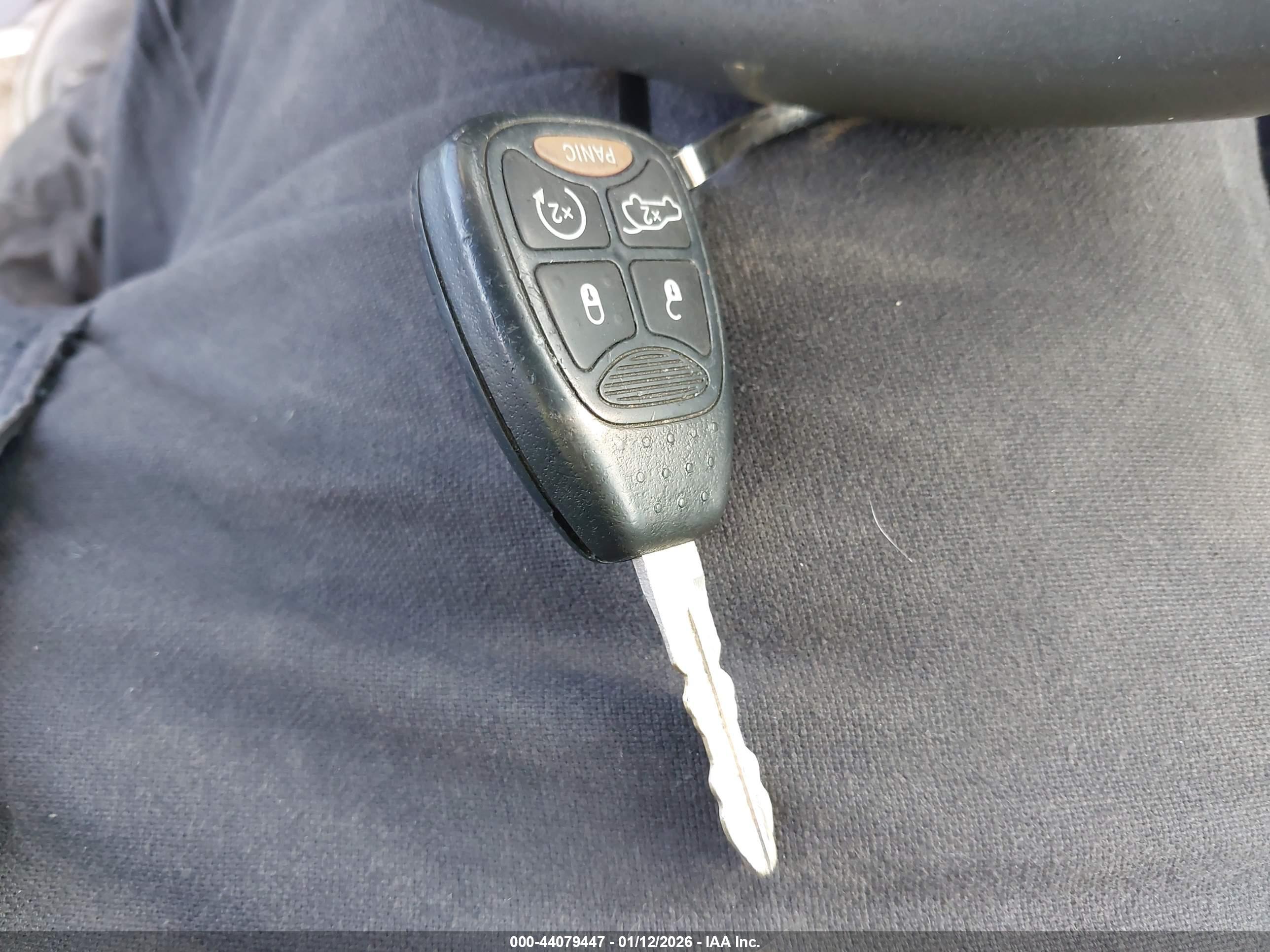 CHRYSLER SEBRING image 11