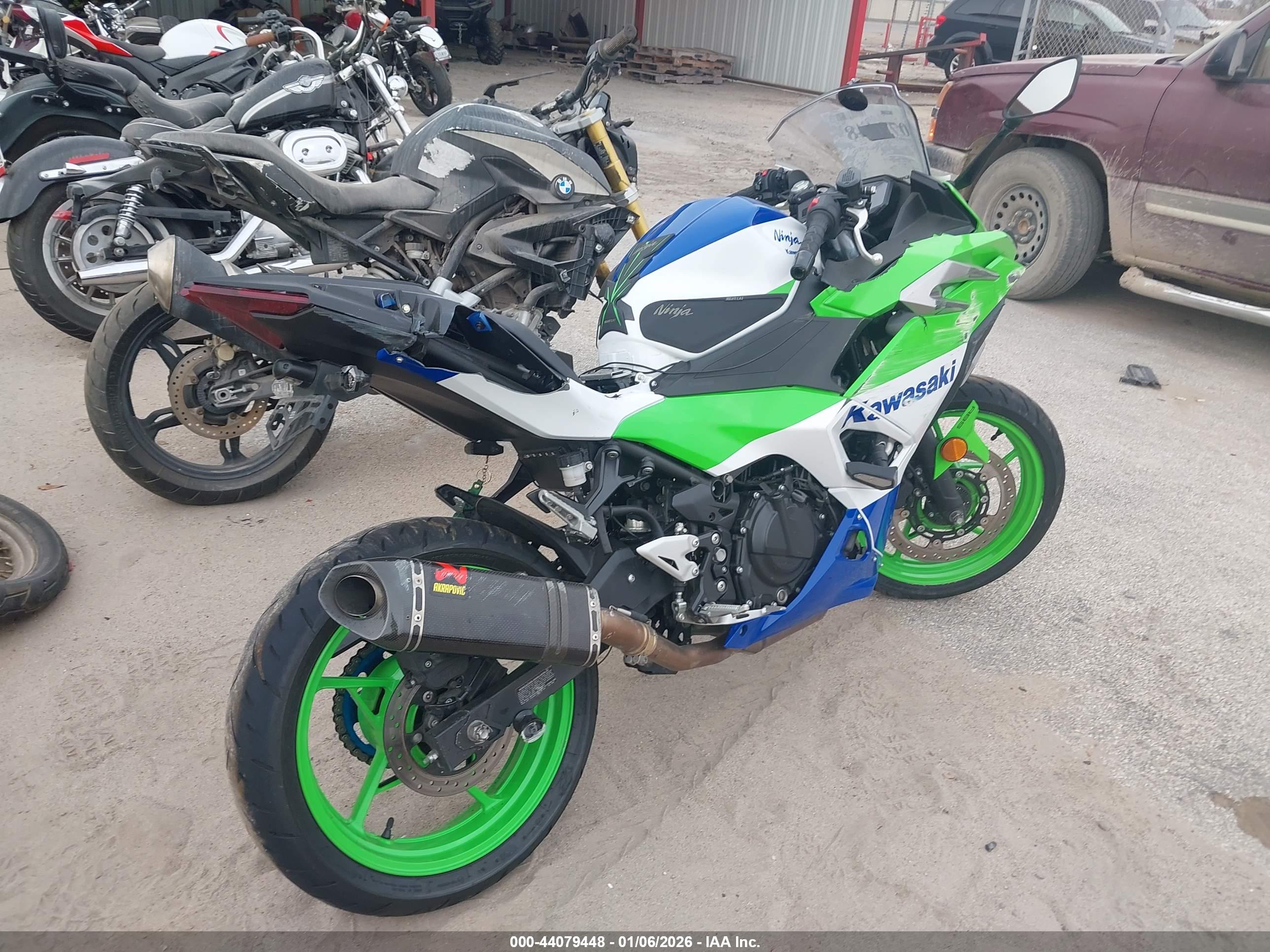 KAWASAKI EX500 image 4