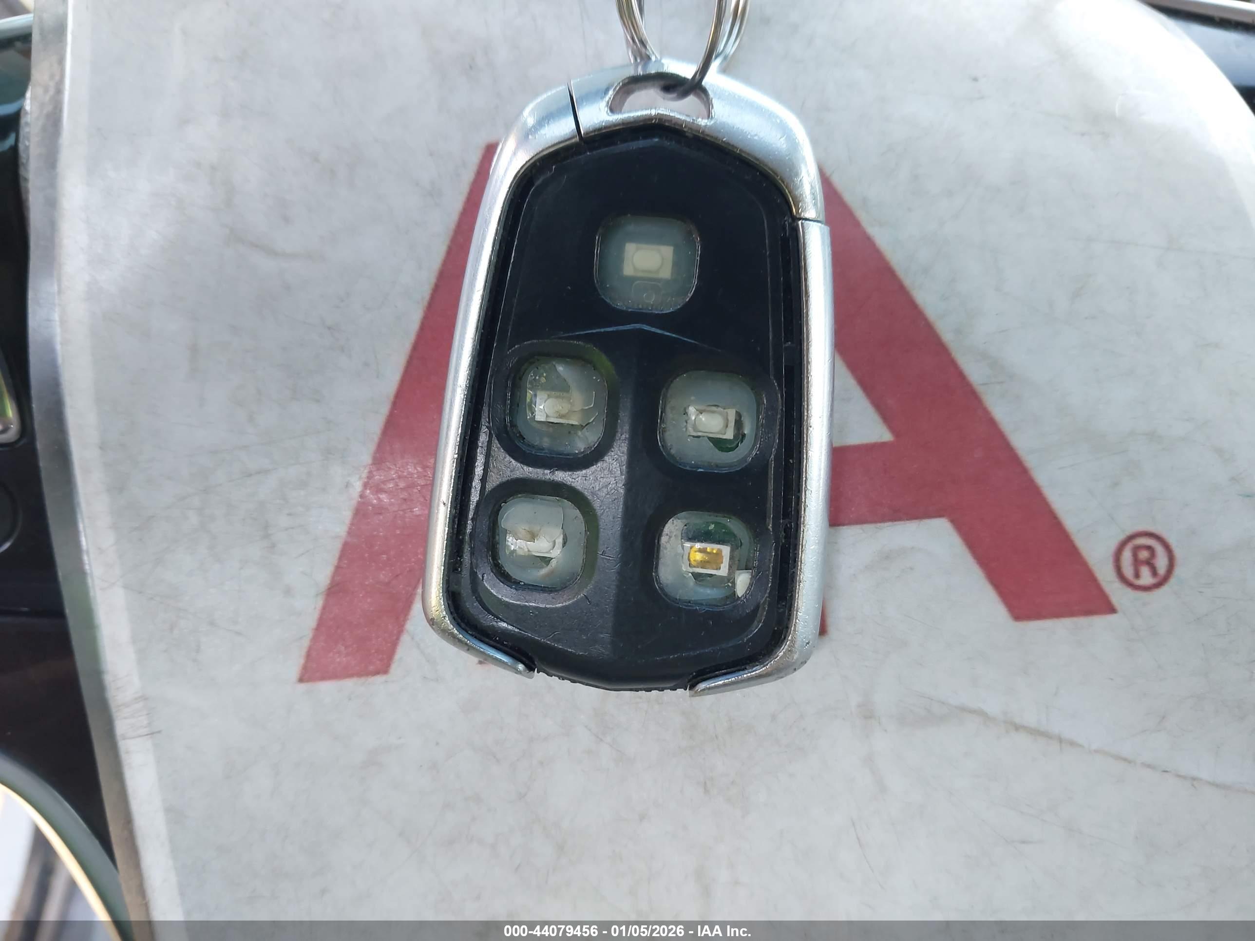 CADILLAC SRX image 11
