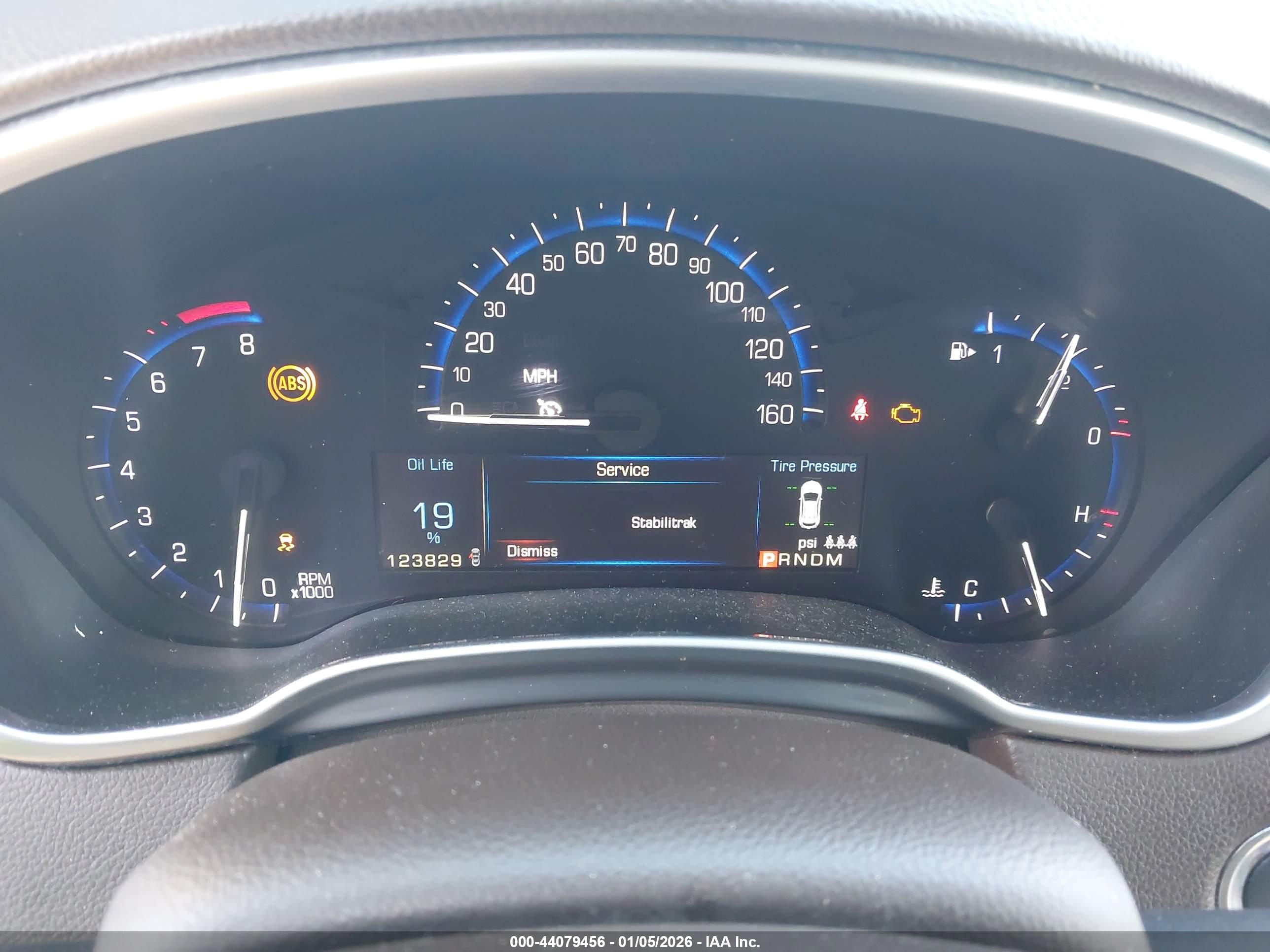 CADILLAC SRX image 7