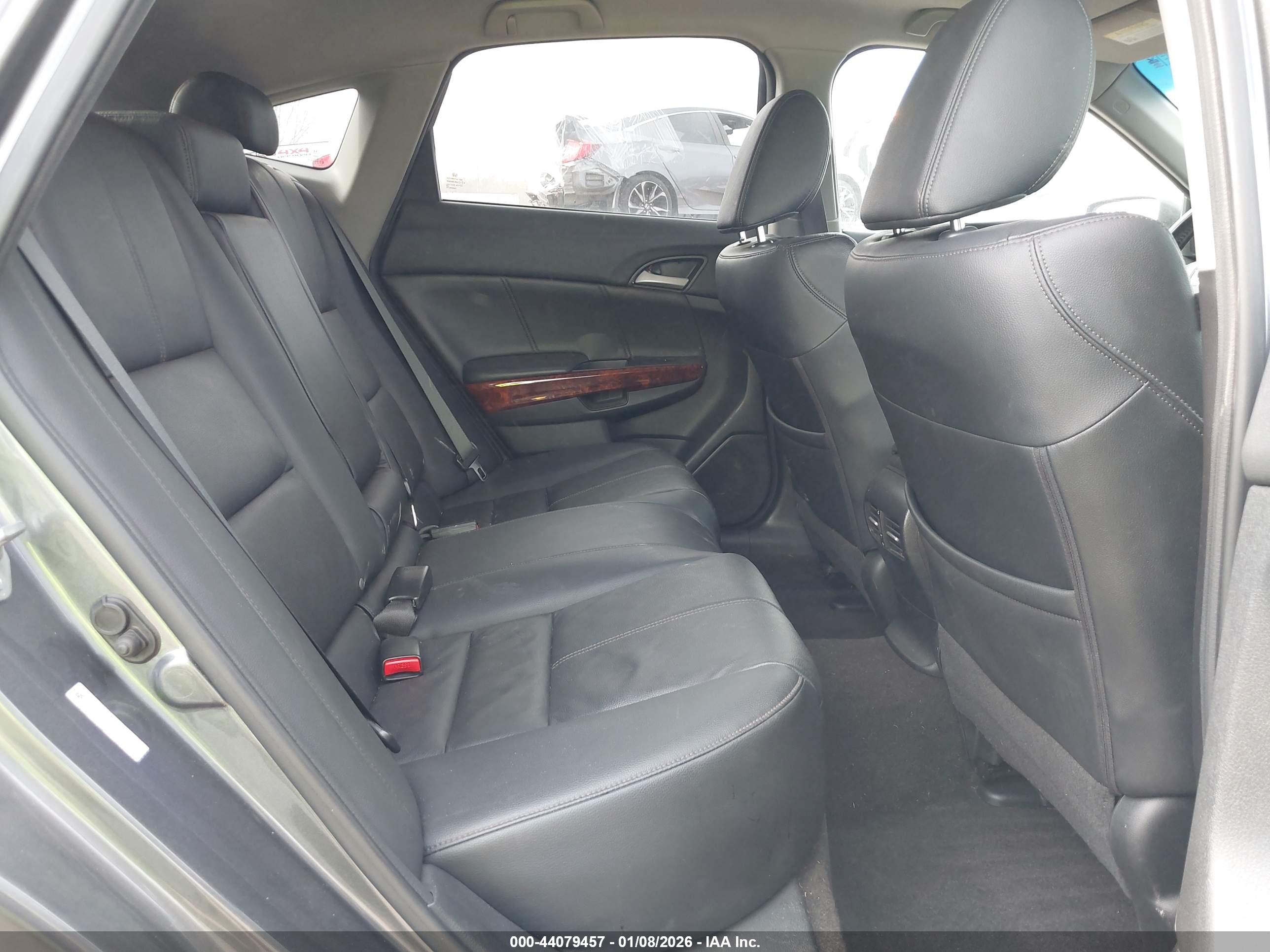 HONDA CROSSTOUR image 8