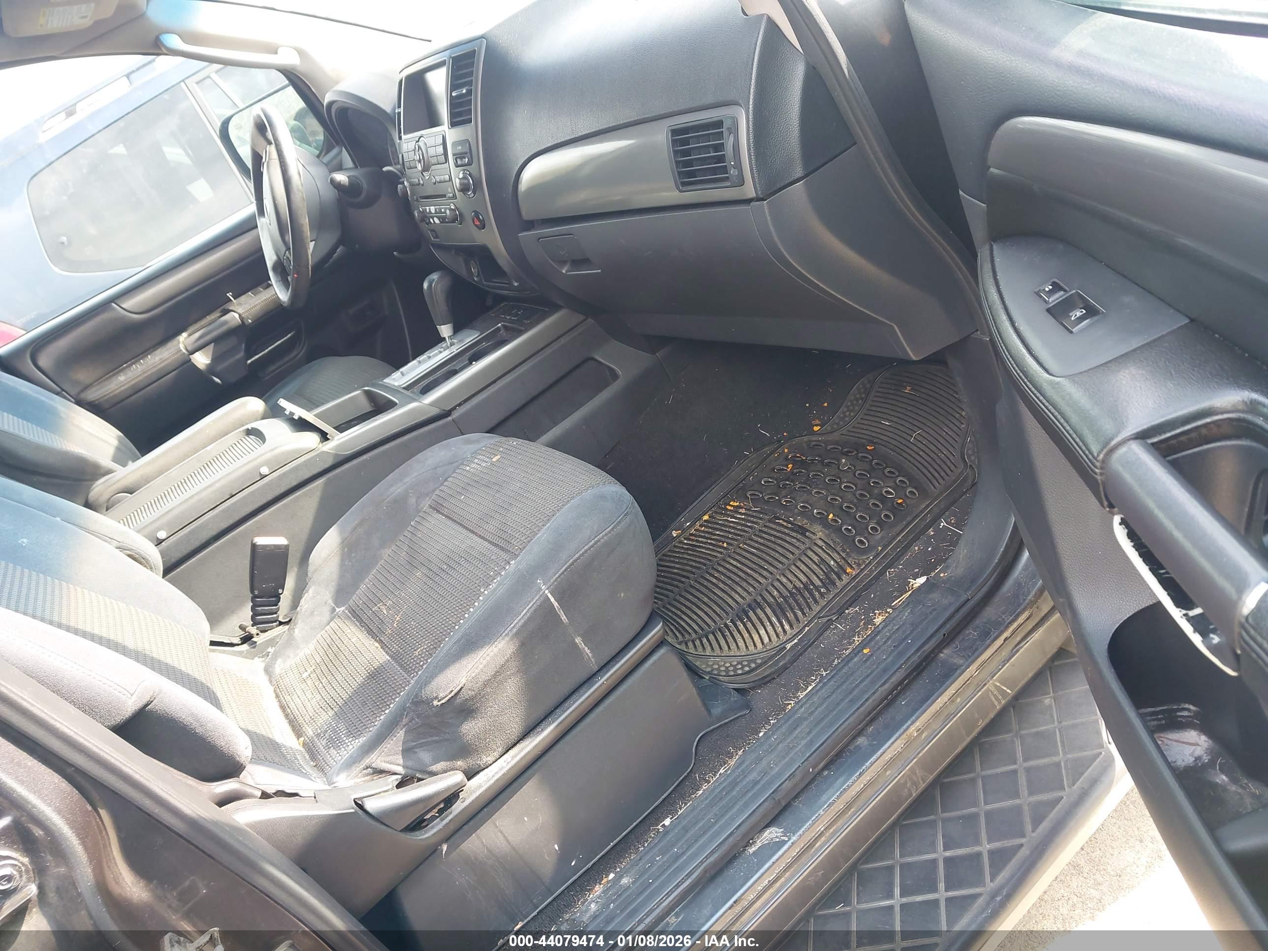 NISSAN ARMADA image 5