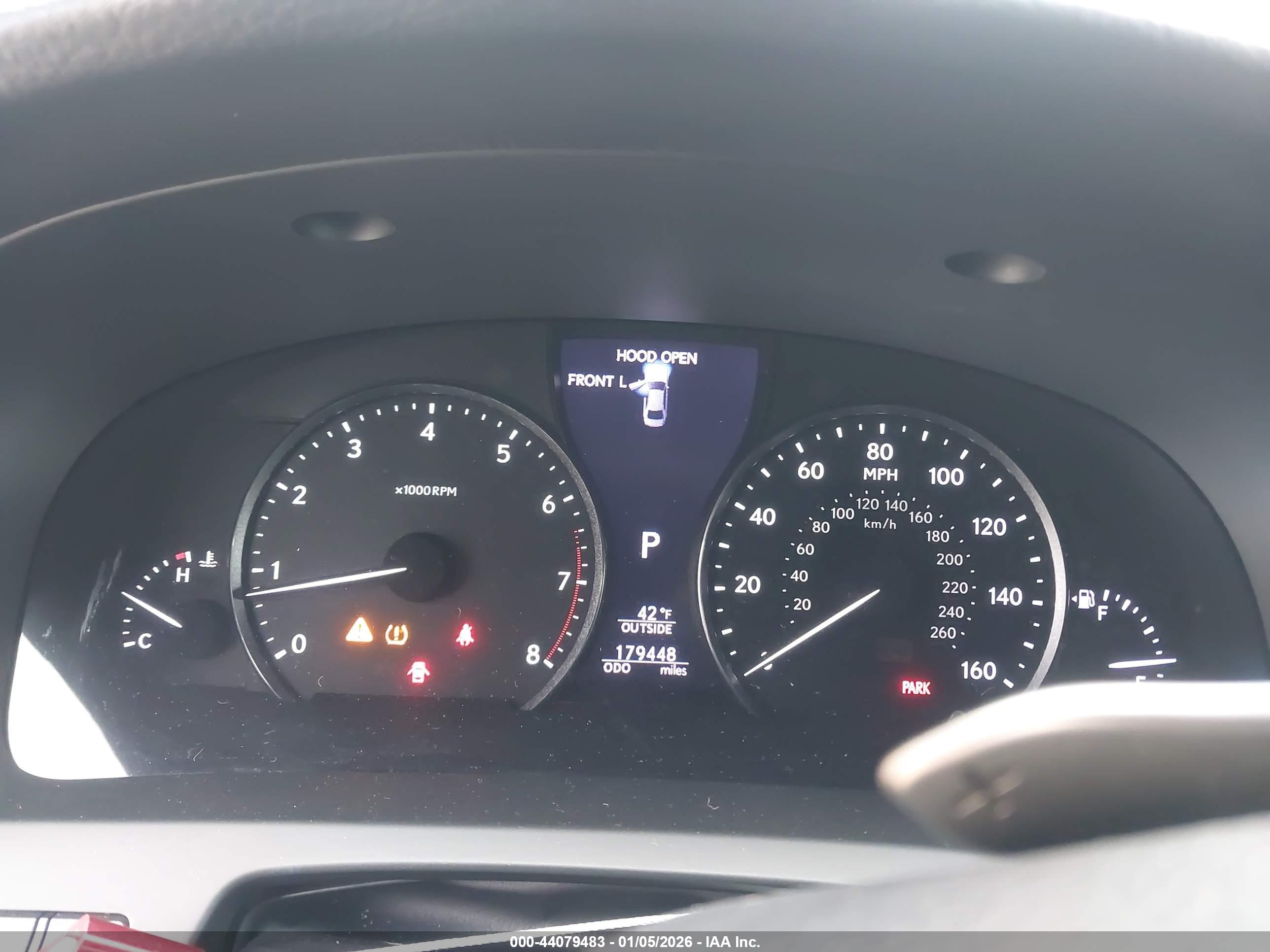 LEXUS LS image 7