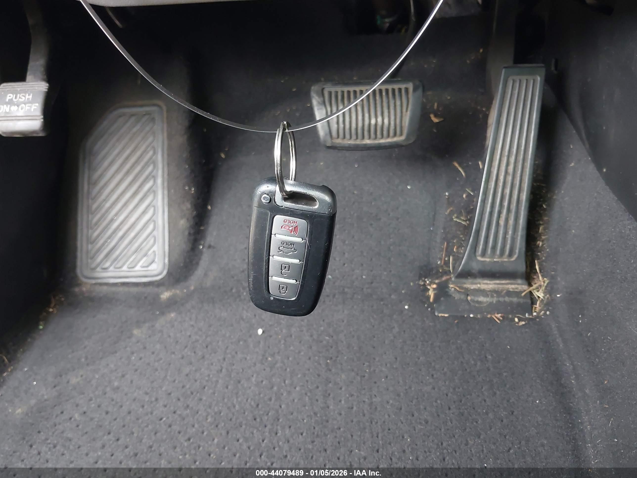 HYUNDAI SONATA image 11