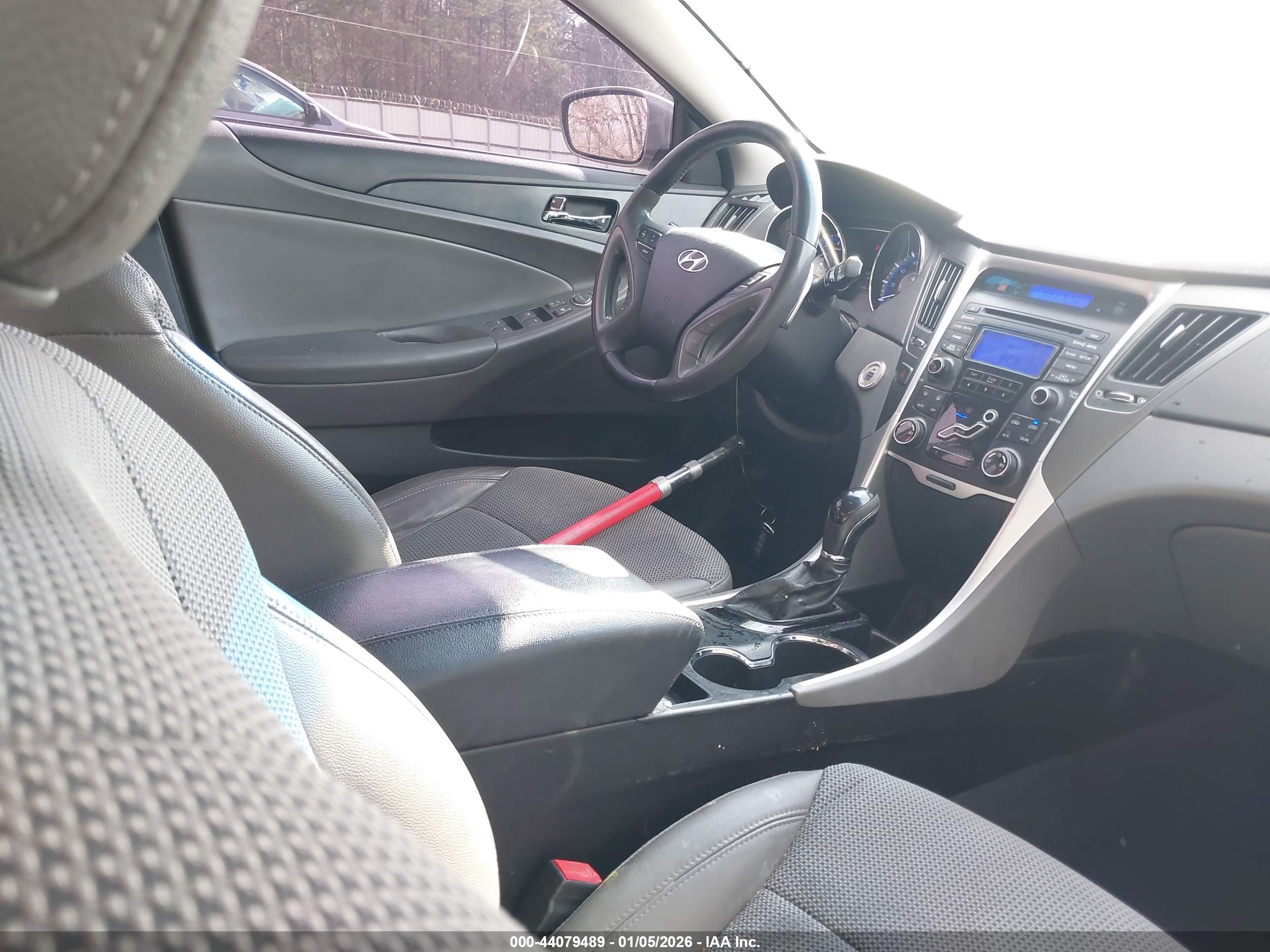 HYUNDAI SONATA image 5