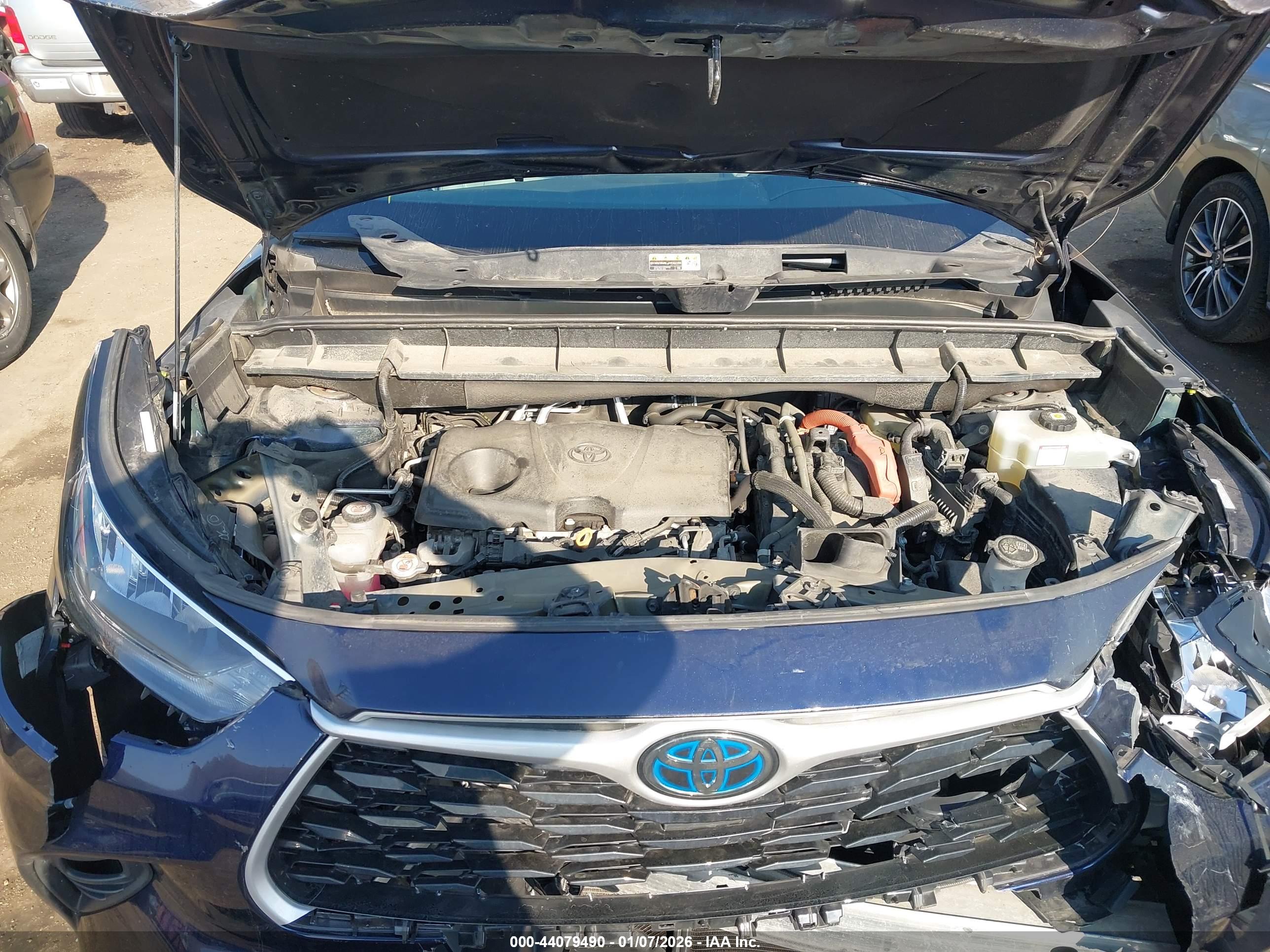 TOYOTA HIGHLANDER image 10