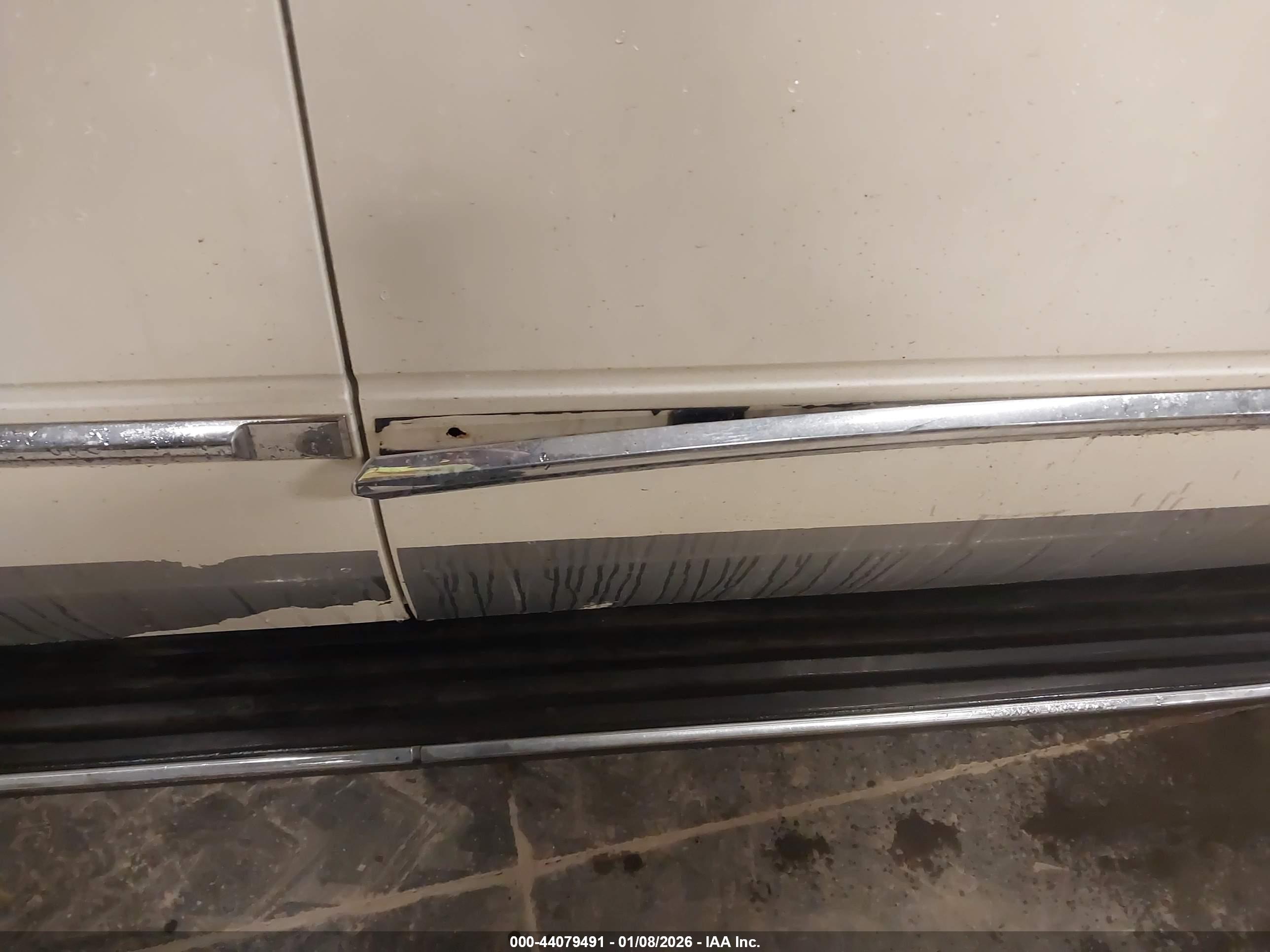 CADILLAC ESCALADE image 6