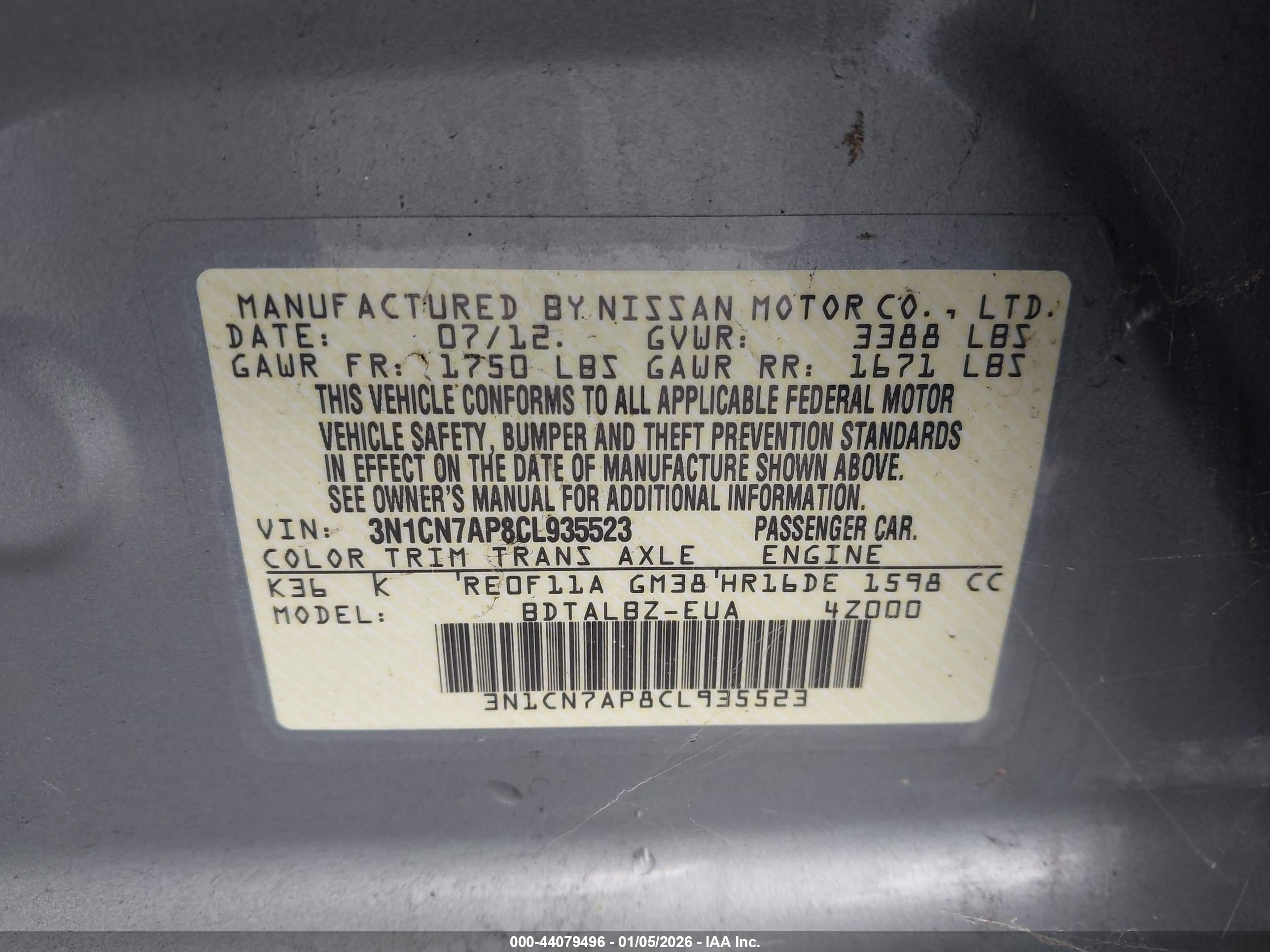 NISSAN VERSA image 9