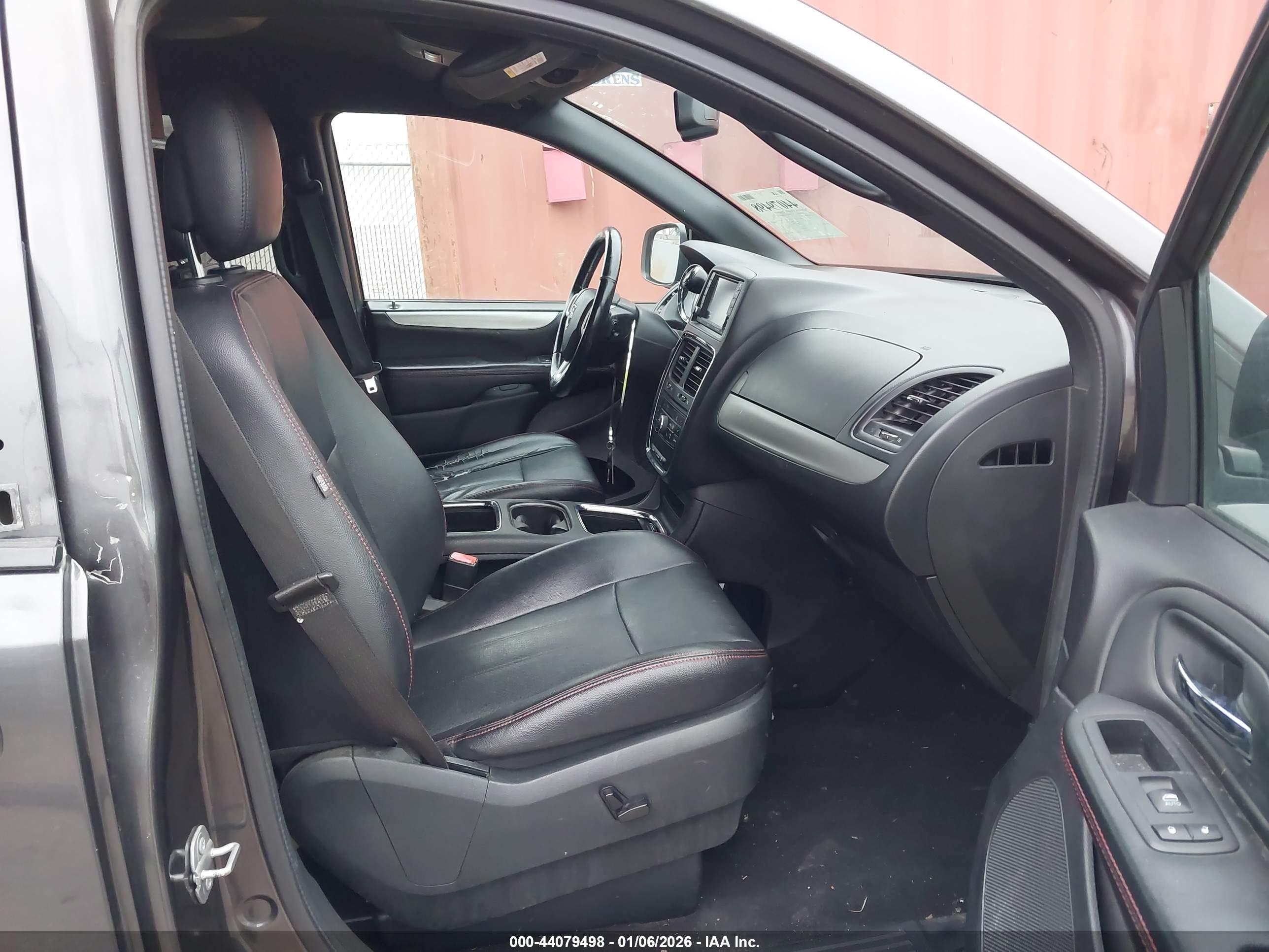 DODGE GRAND image 5