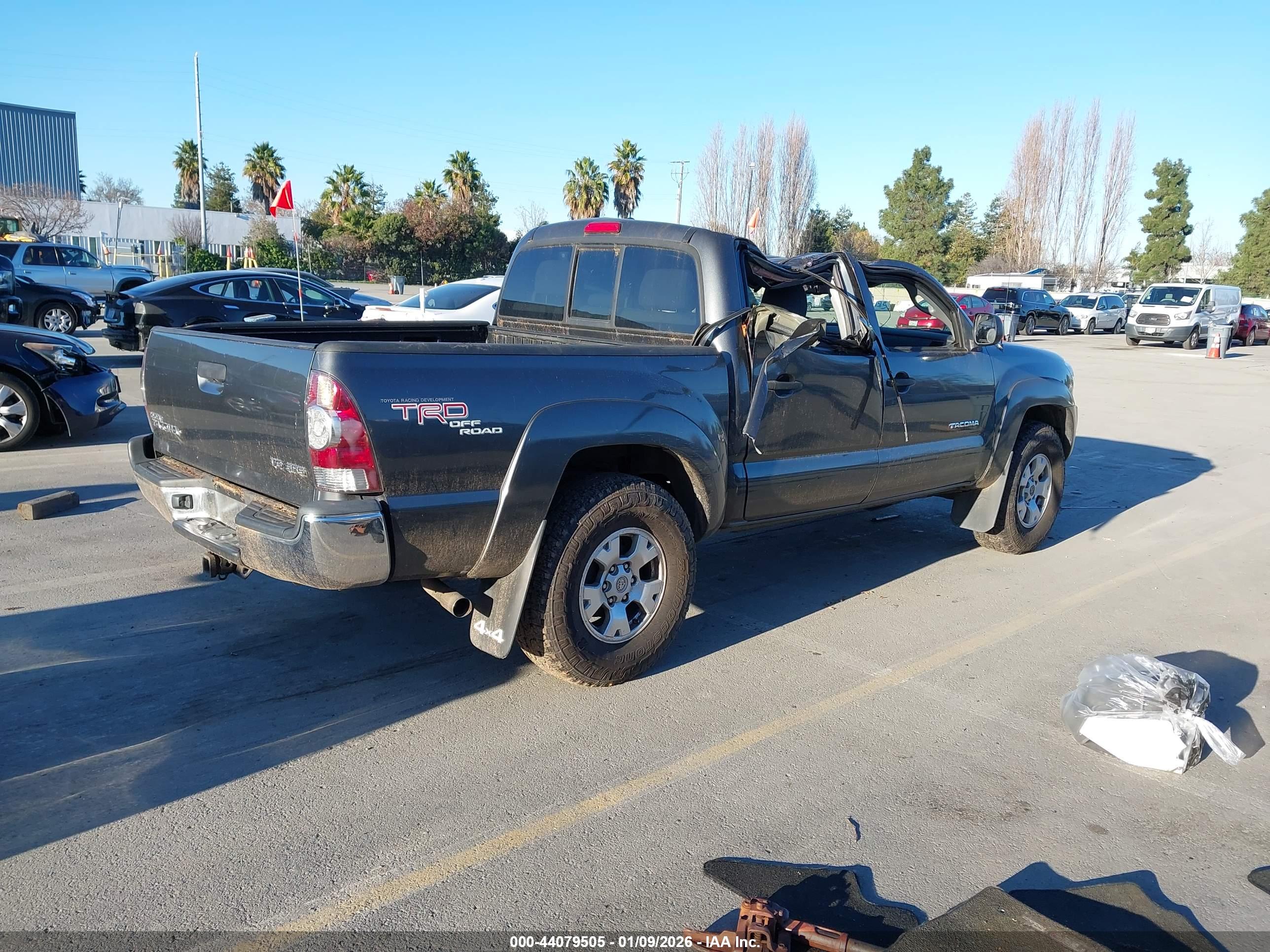 TOYOTA TACOMA image 4