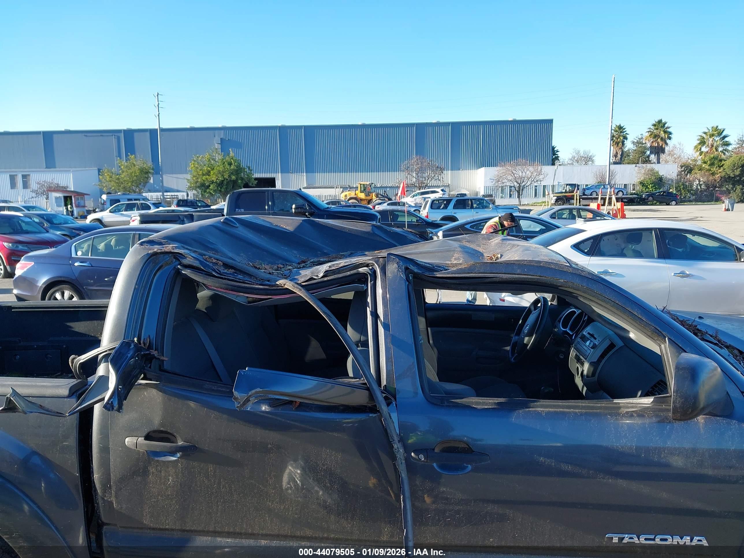 TOYOTA TACOMA image 6