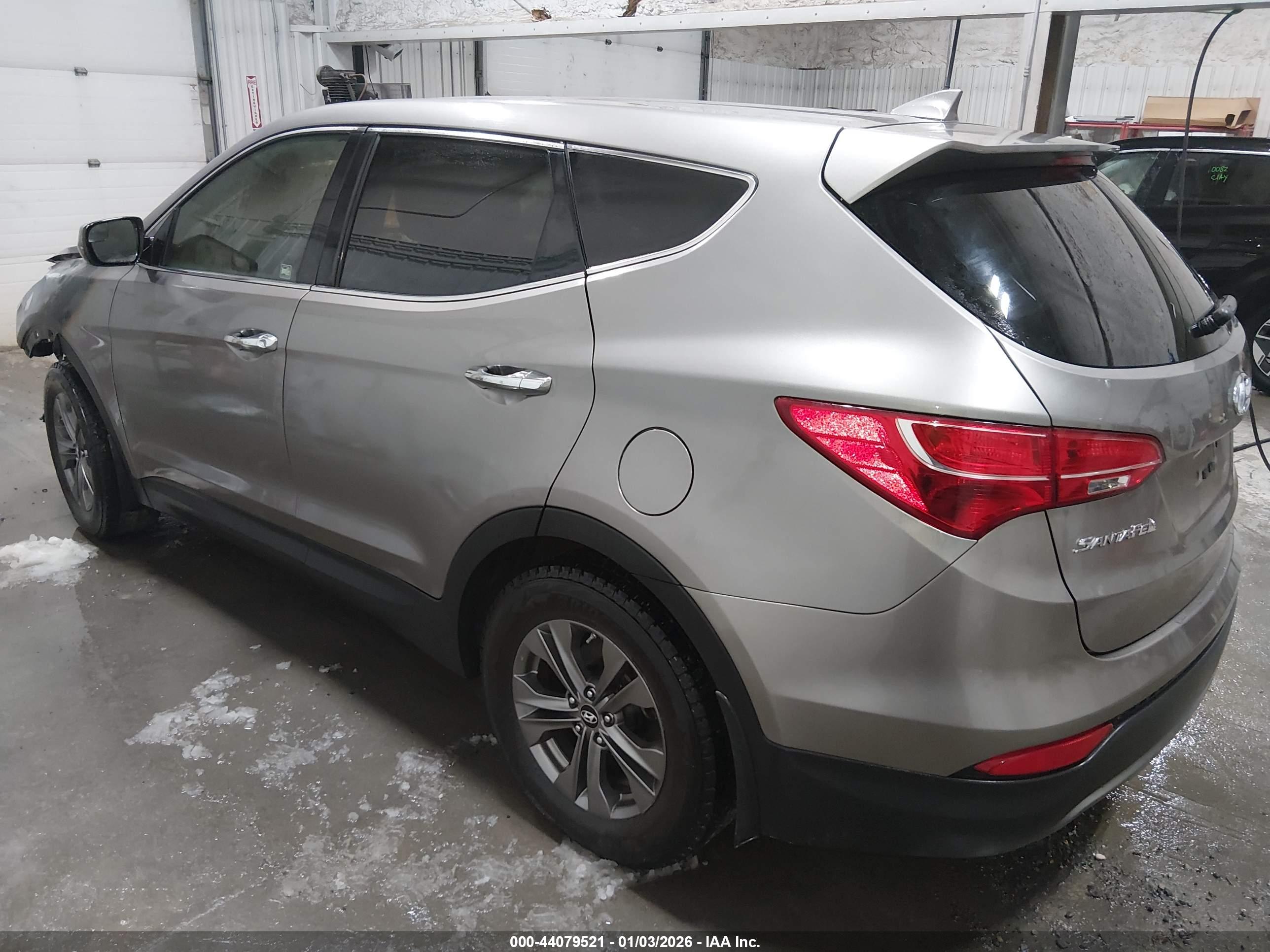 HYUNDAI SANTA image 3