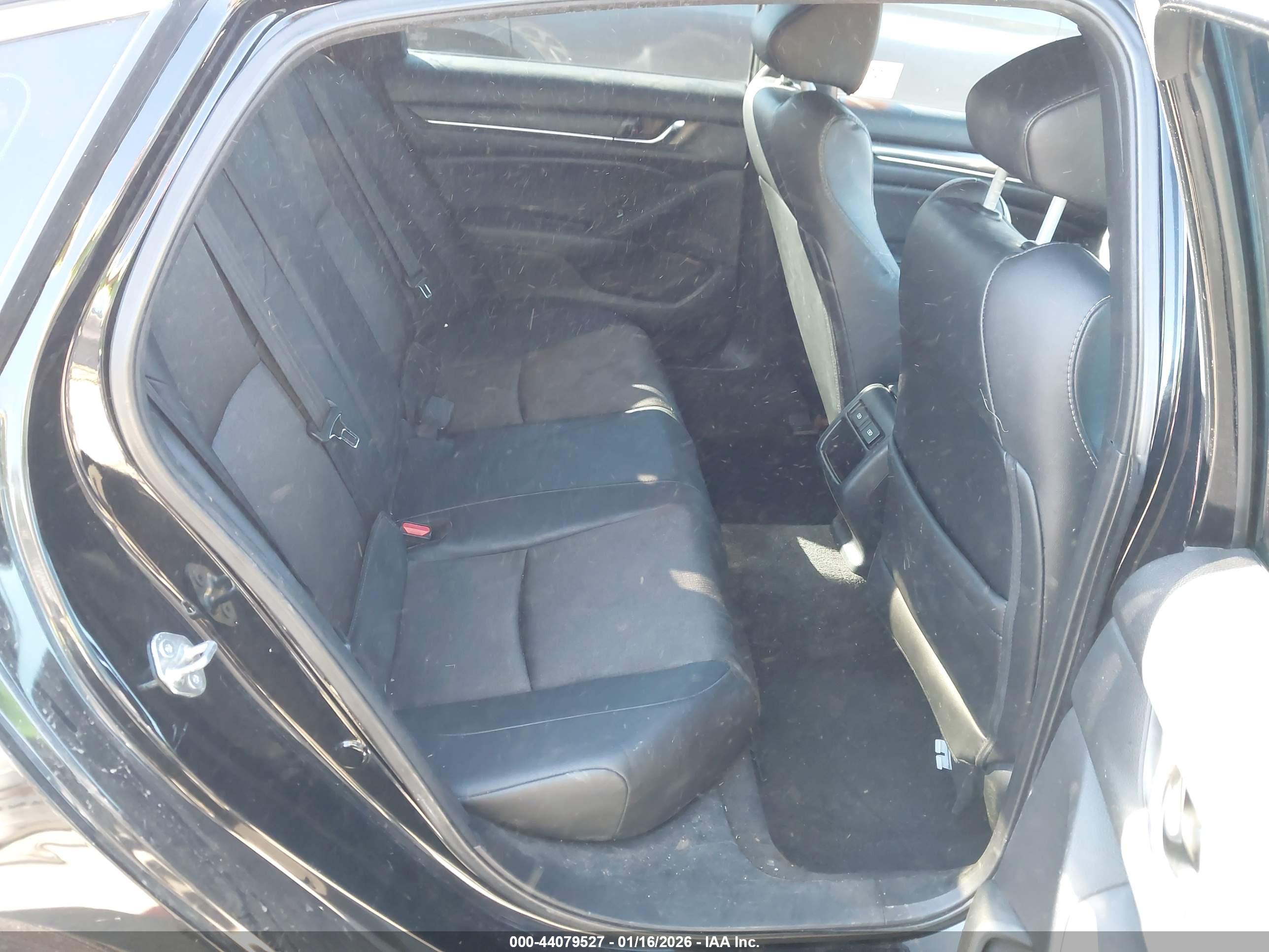 HONDA ACCORD image 8