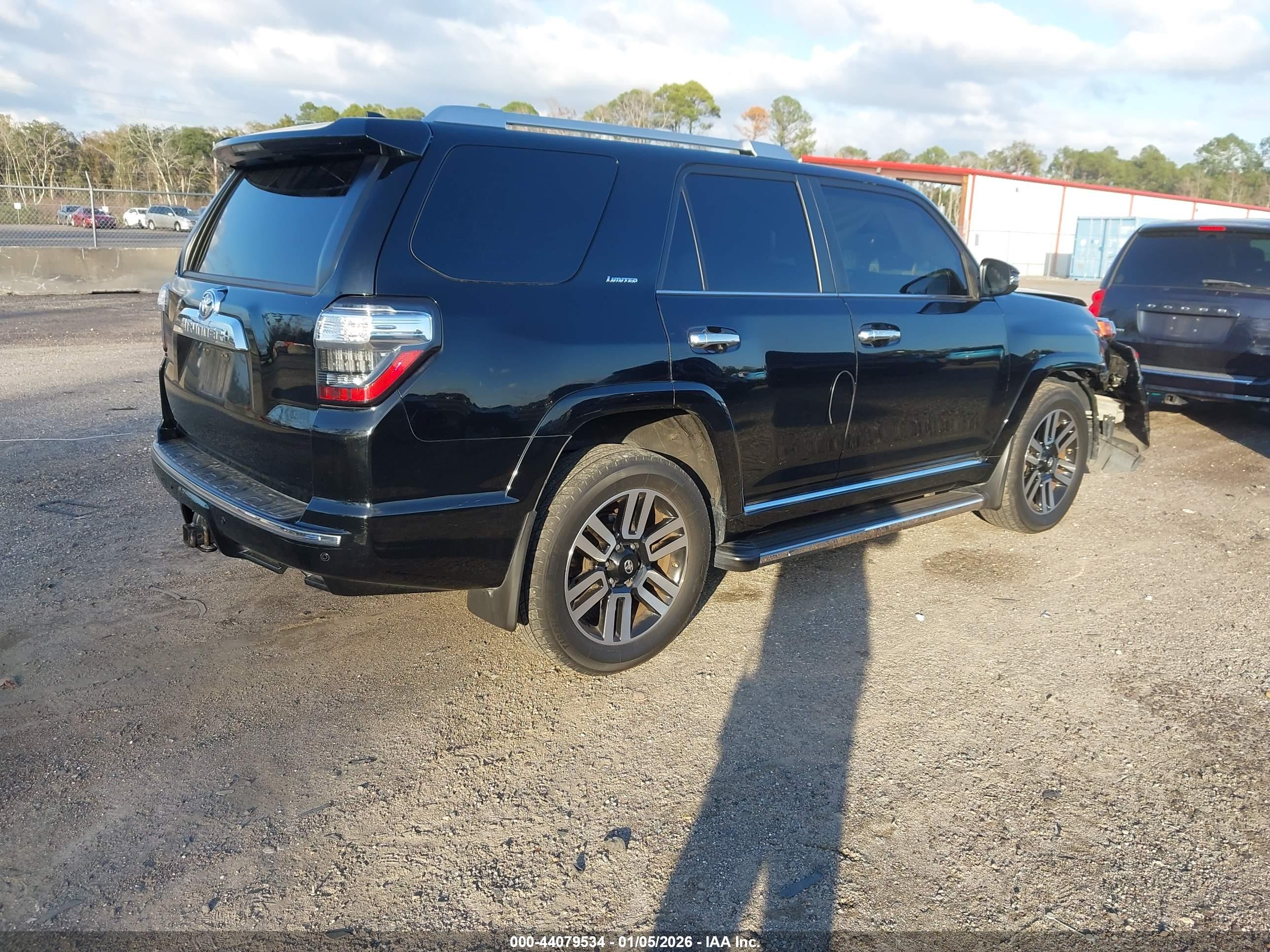 TOYOTA 4RUNNER image 4