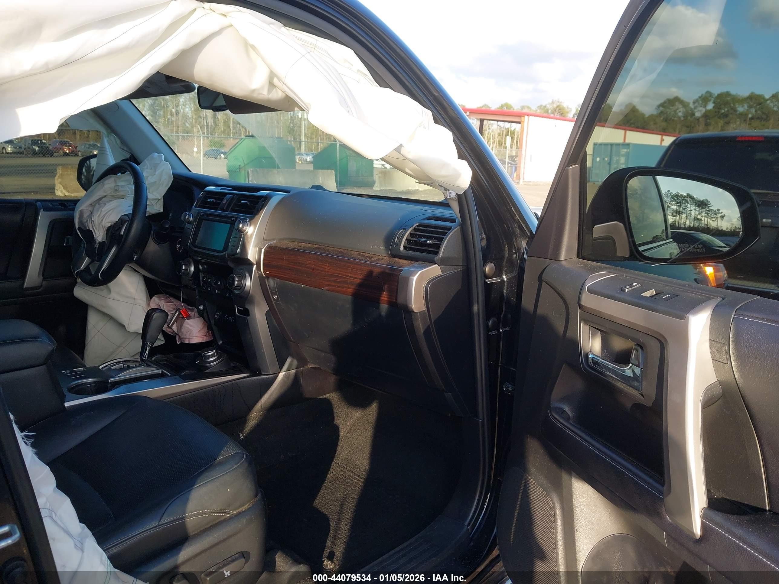 TOYOTA 4RUNNER image 5