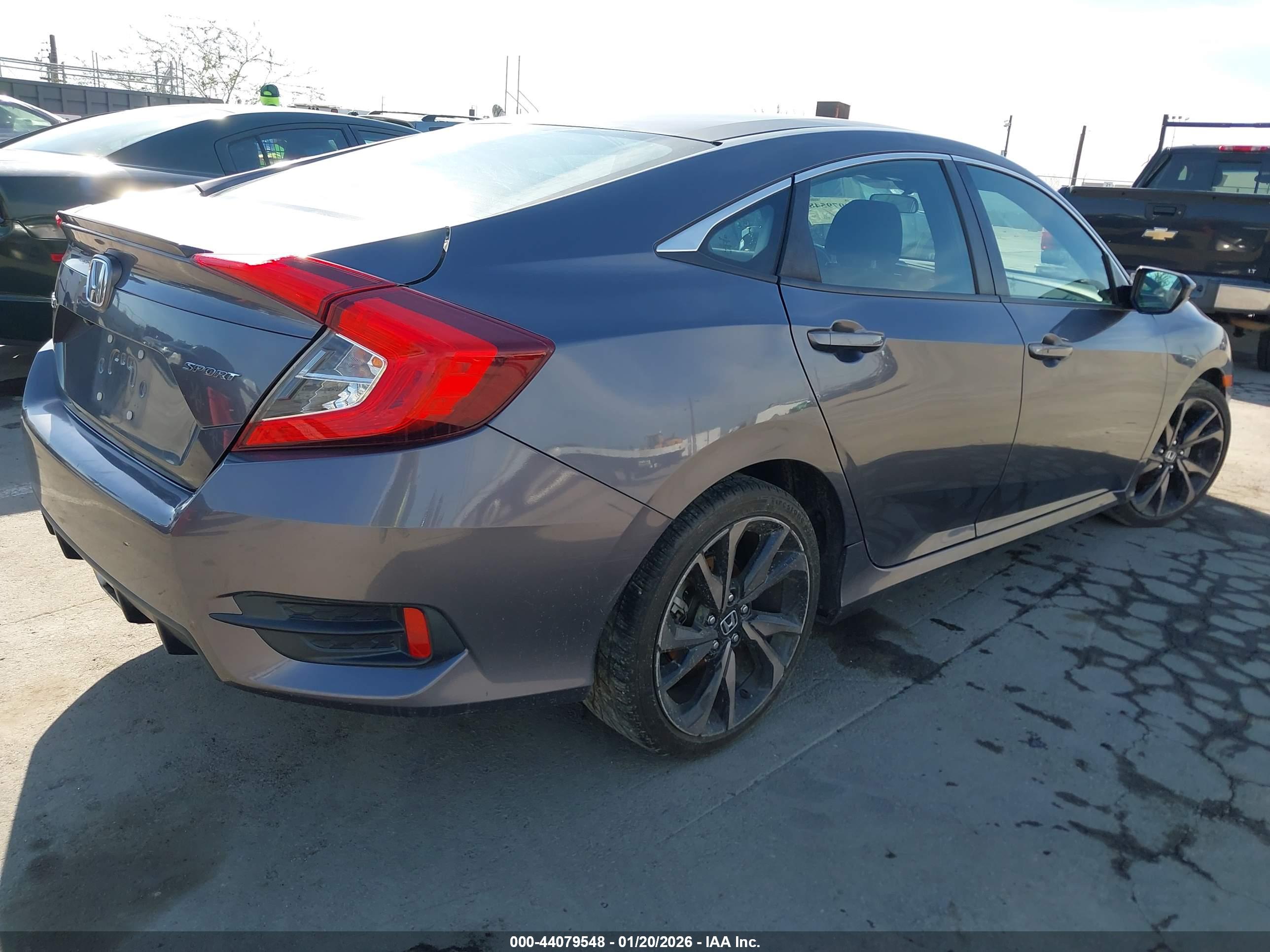 HONDA CIVIC image 4
