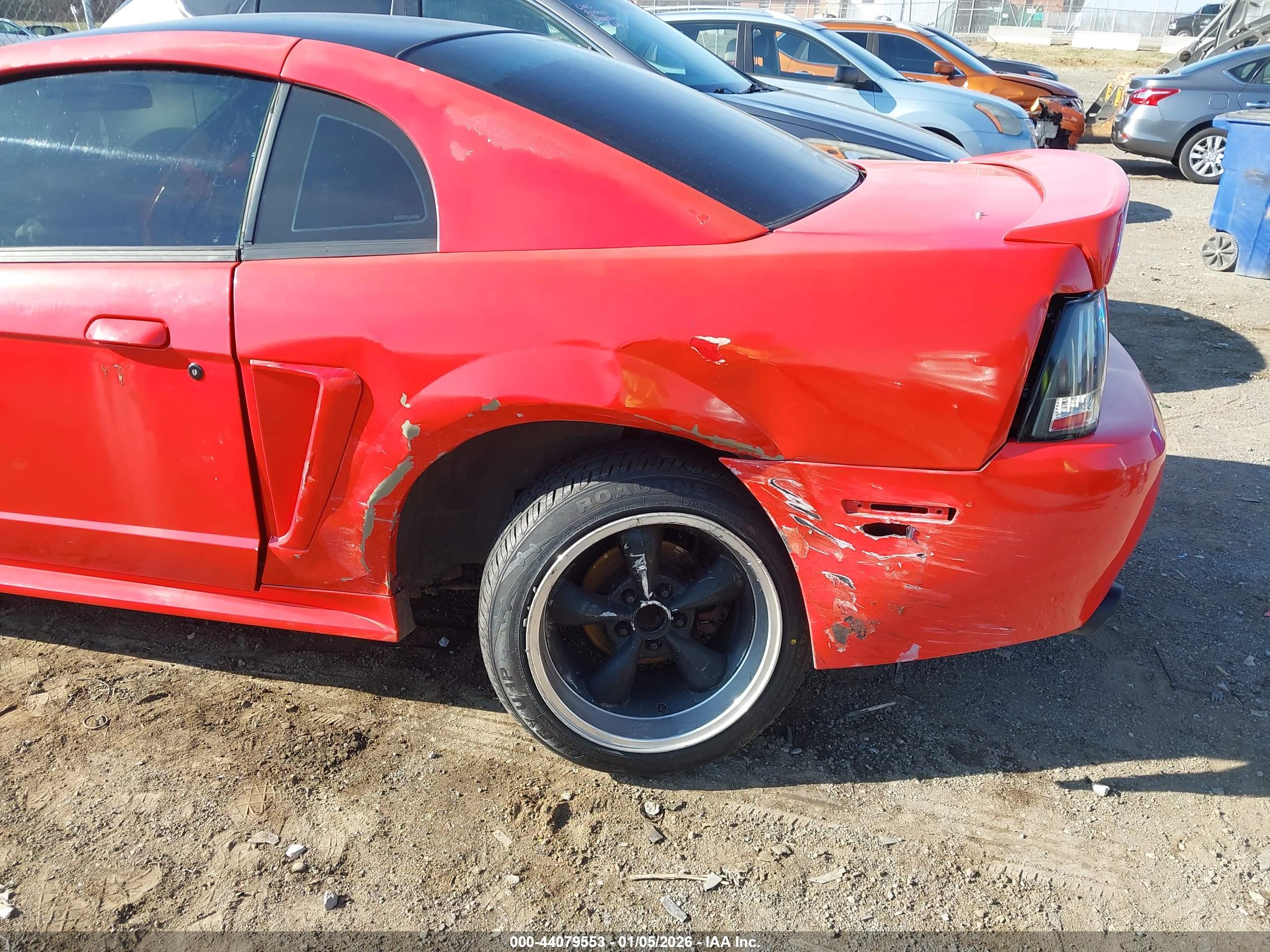FORD MUSTANG image 6