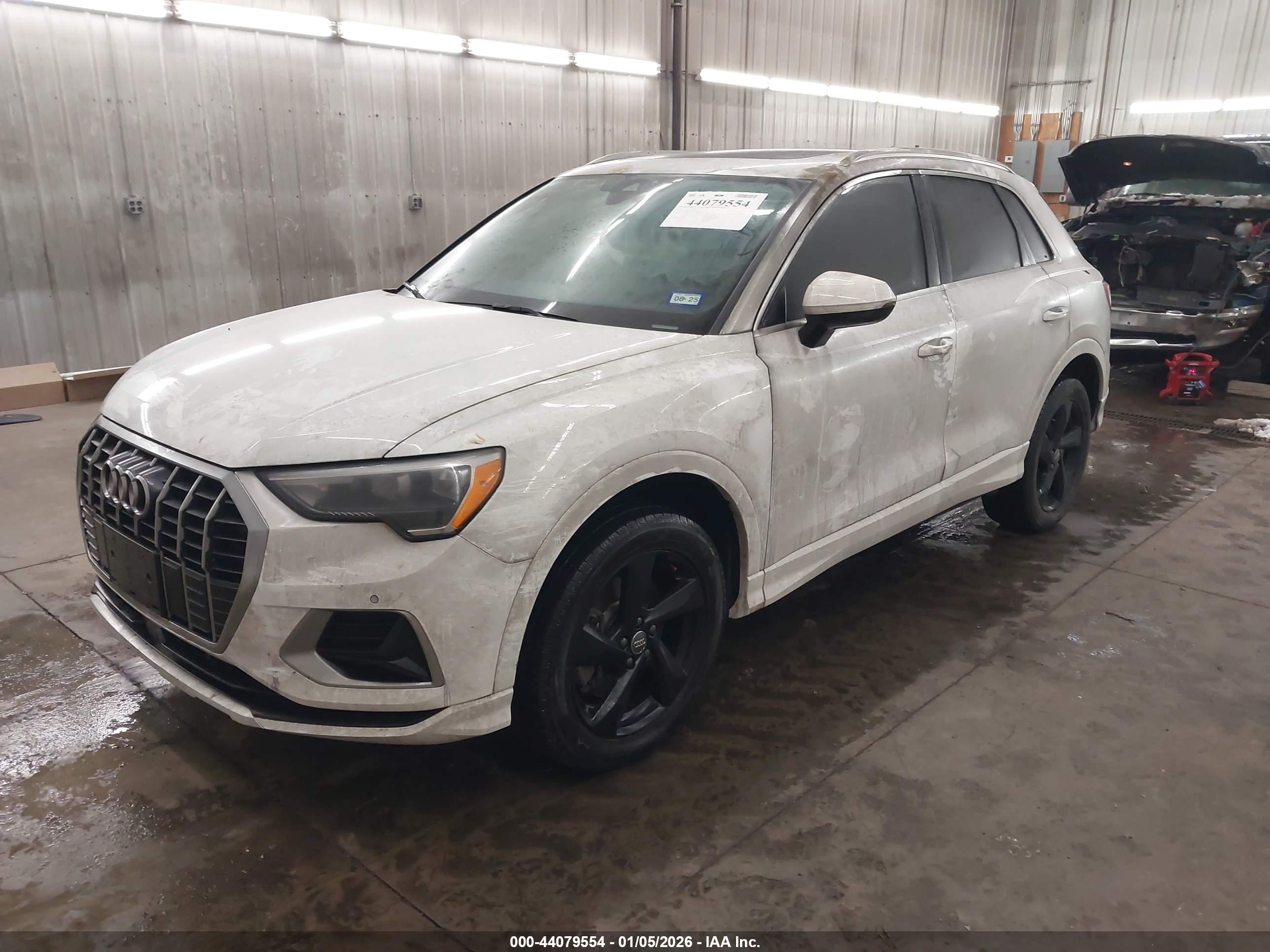 AUDI Q3 image 2
