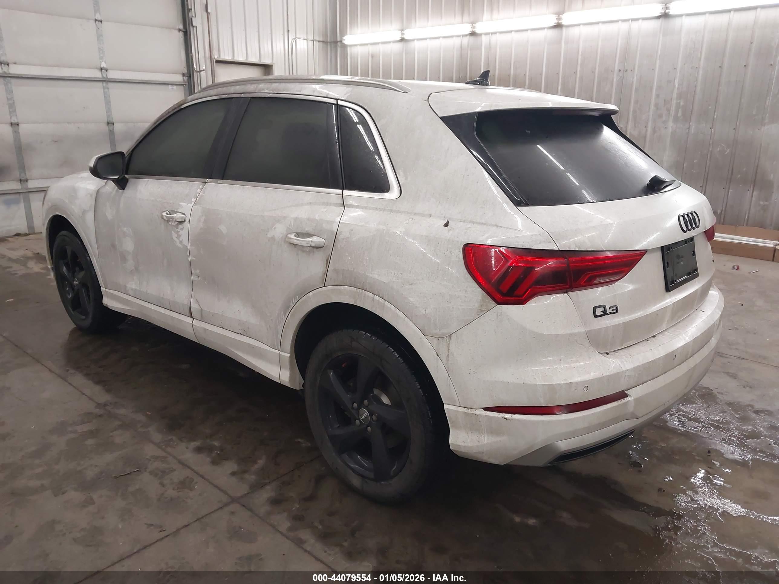 AUDI Q3 image 3