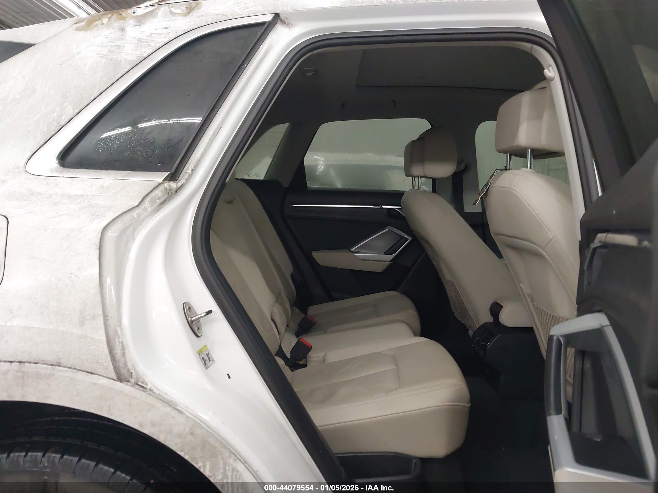 AUDI Q3 image 8