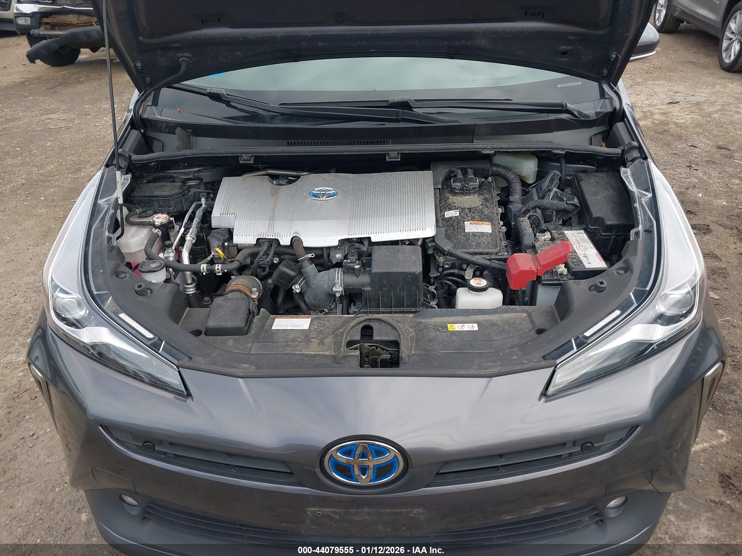 TOYOTA PRIUS image 10