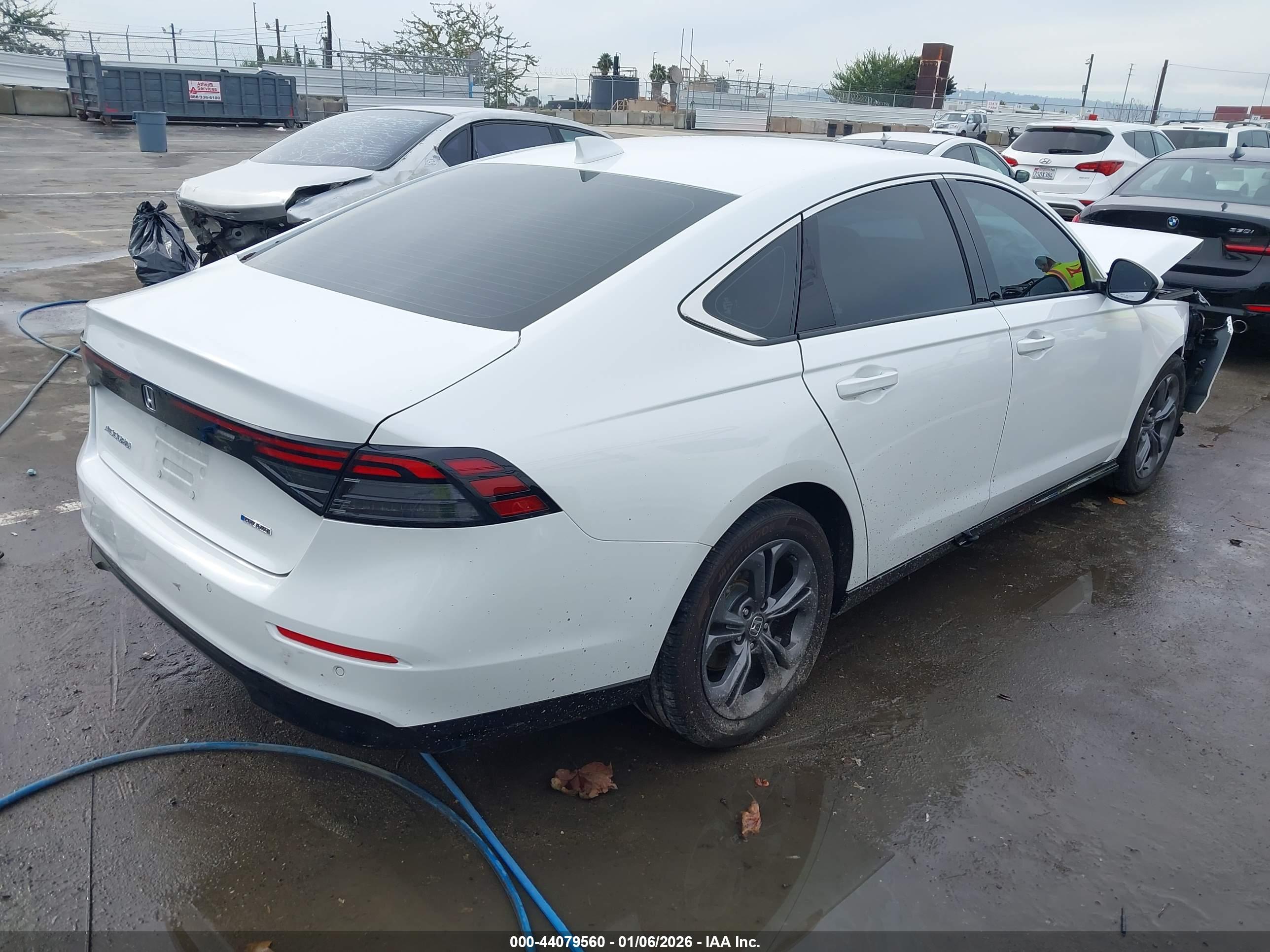 HONDA ACCORD image 4