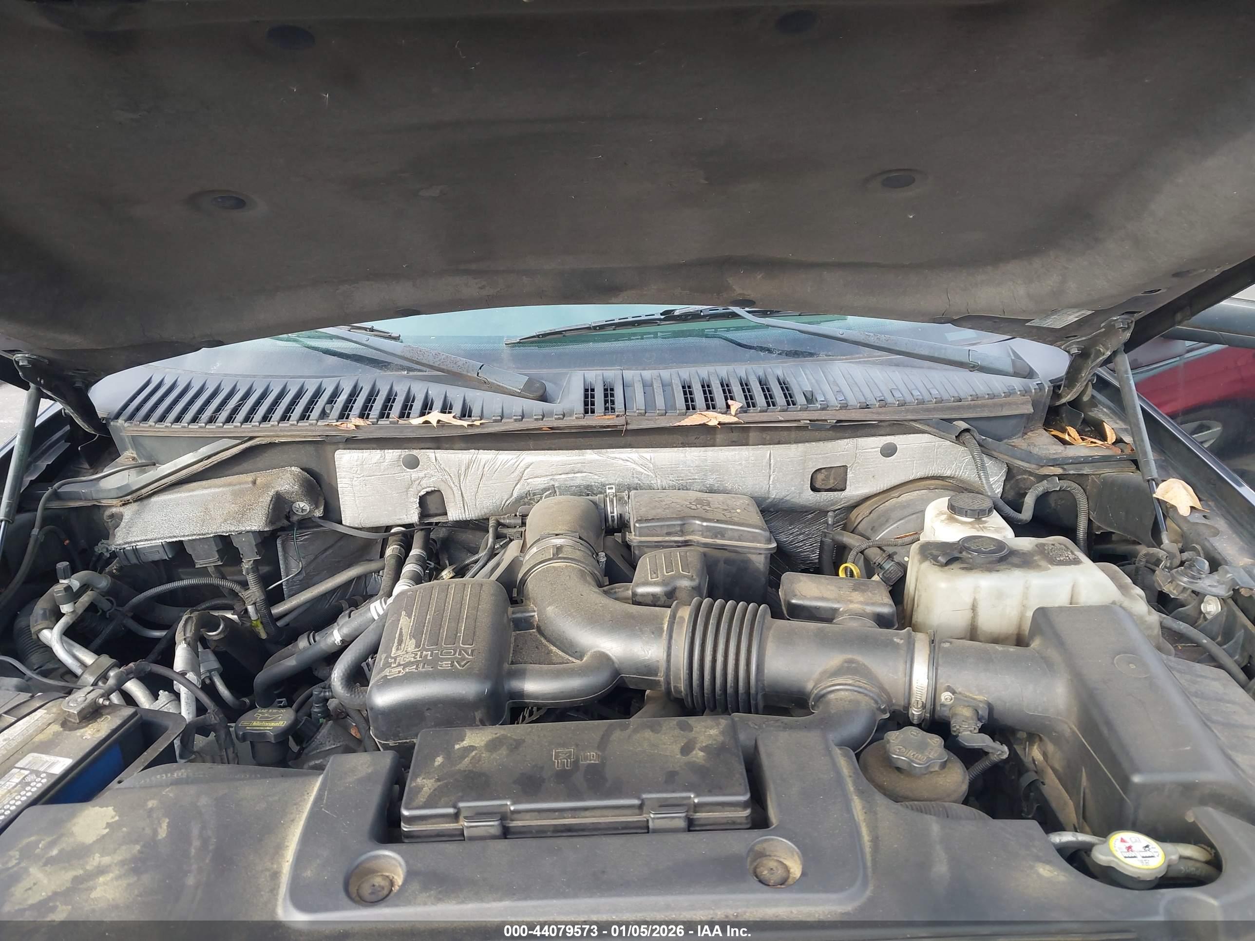 FORD EXPEDITION image 10
