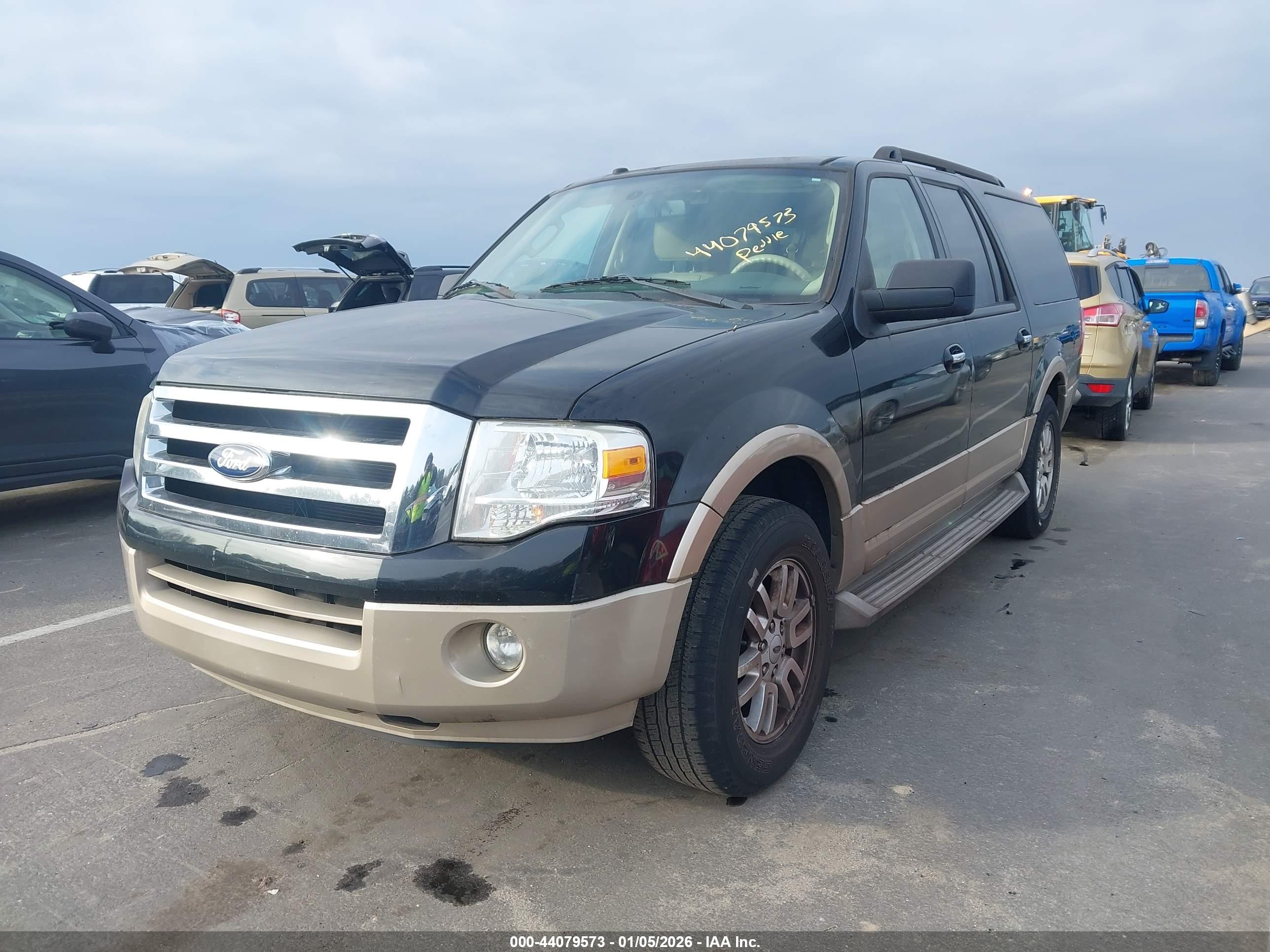 FORD EXPEDITION image 2