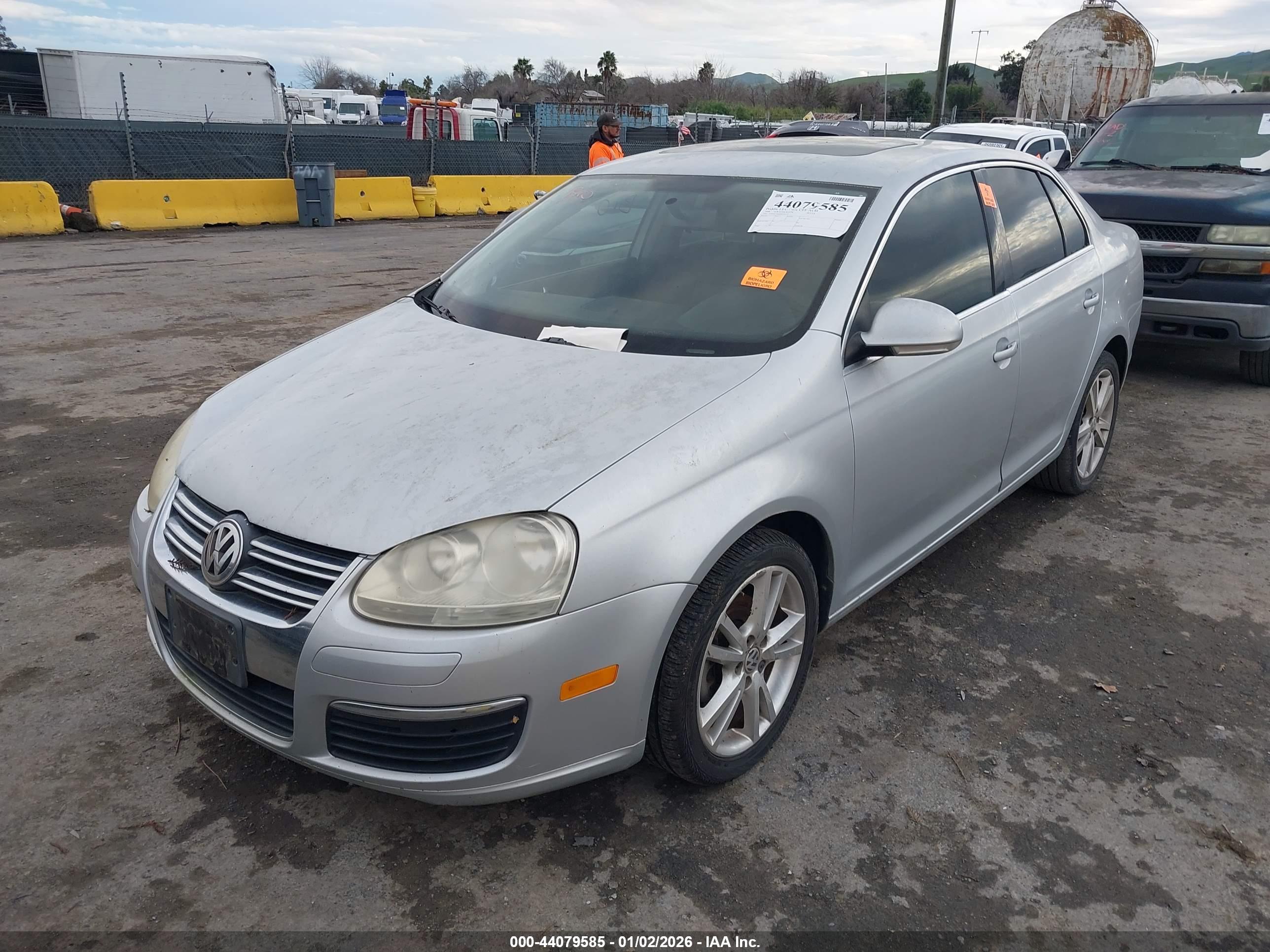 VOLKSWAGEN JETTA image 6