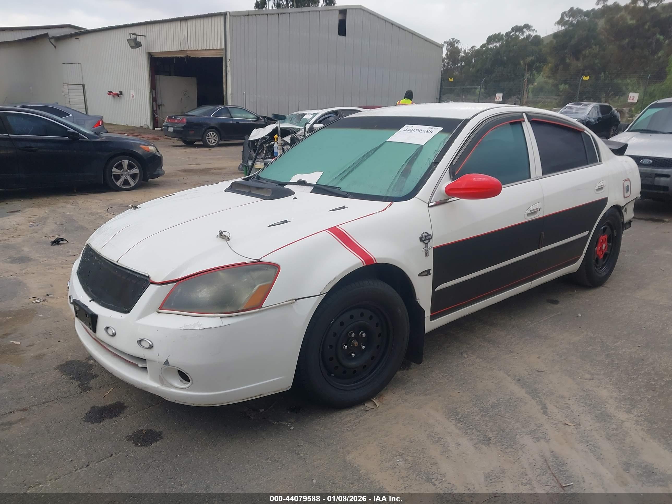 NISSAN ALTIMA image 2