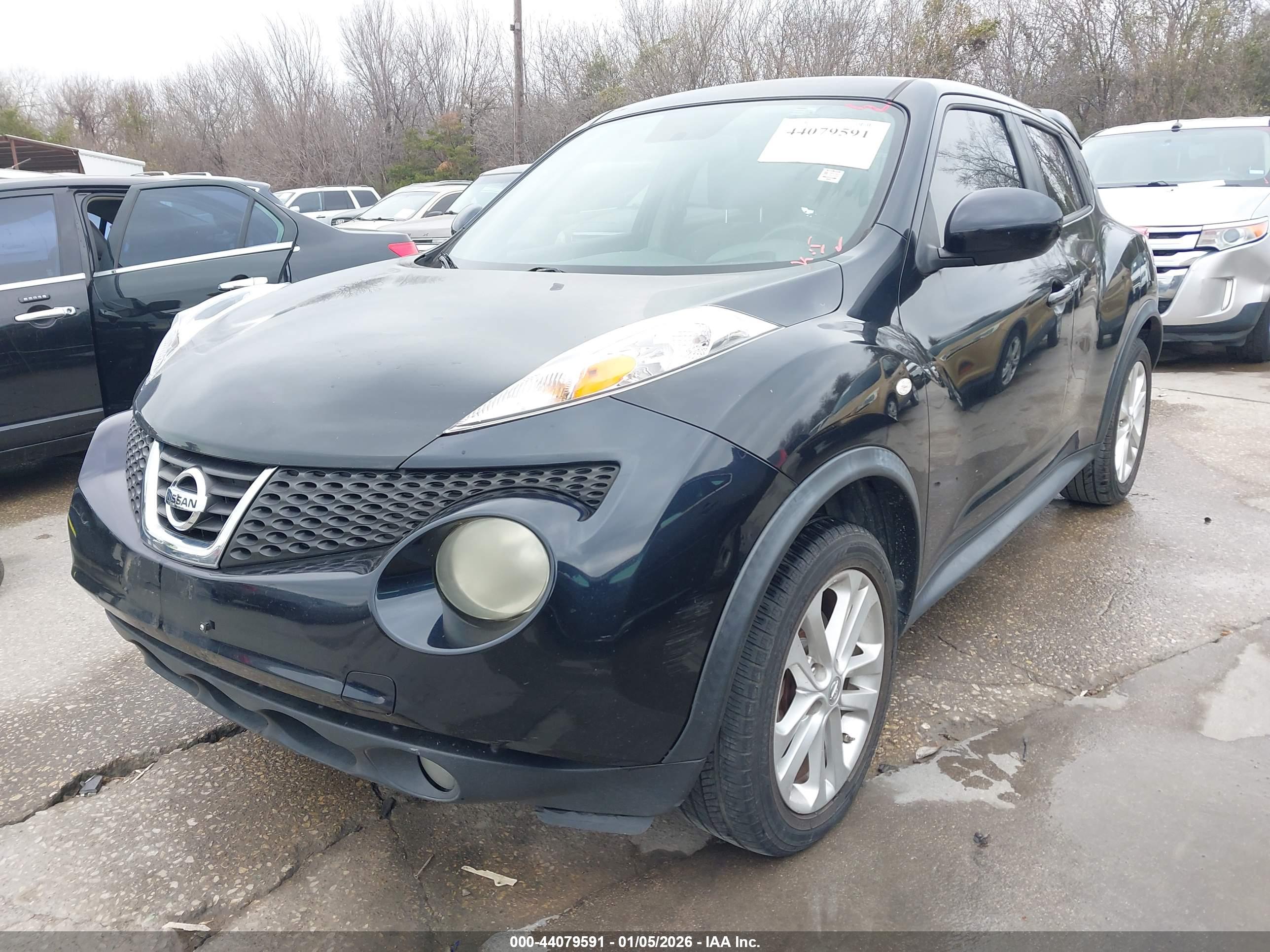 NISSAN JUKE image 2