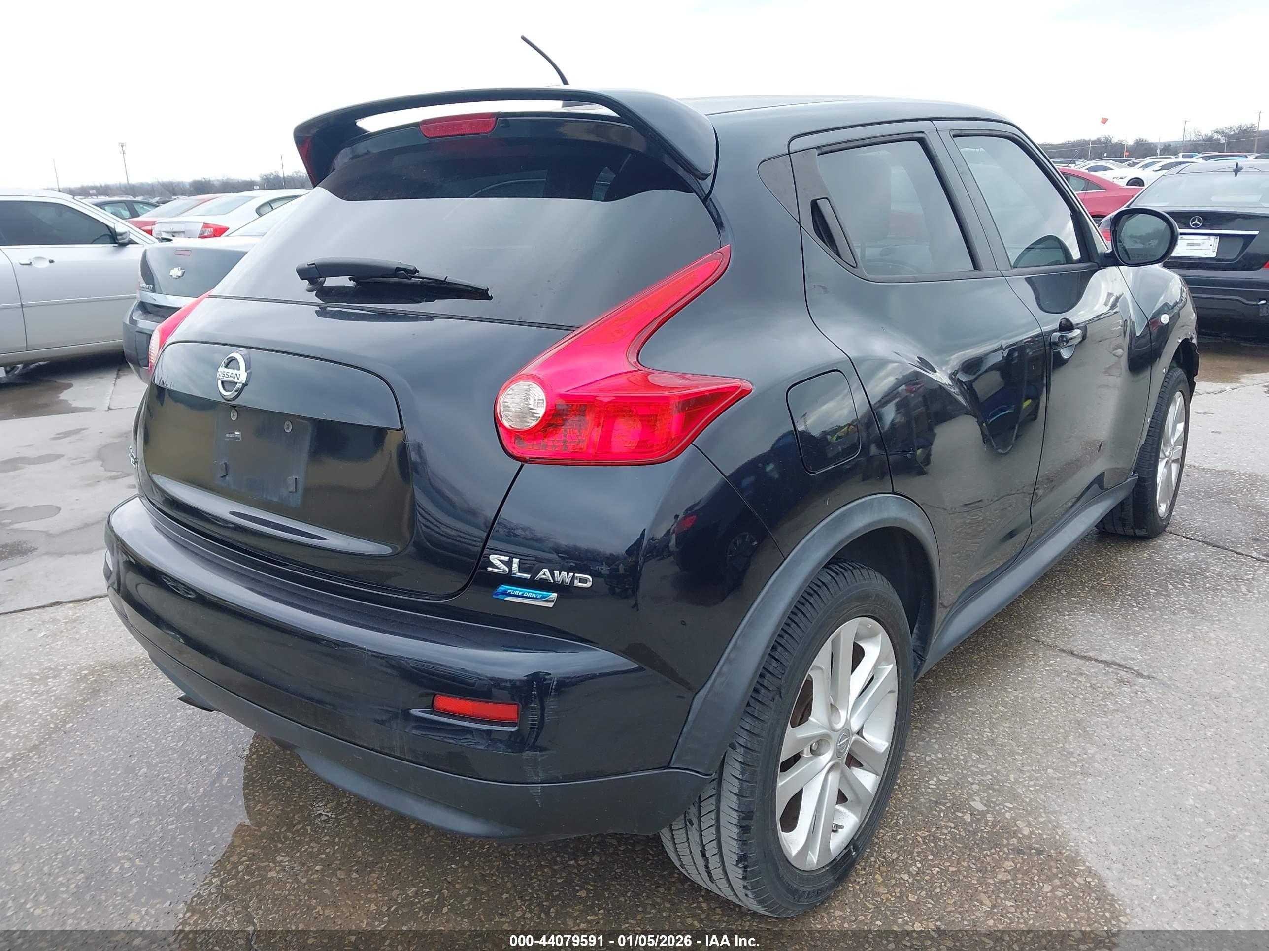 NISSAN JUKE image 4