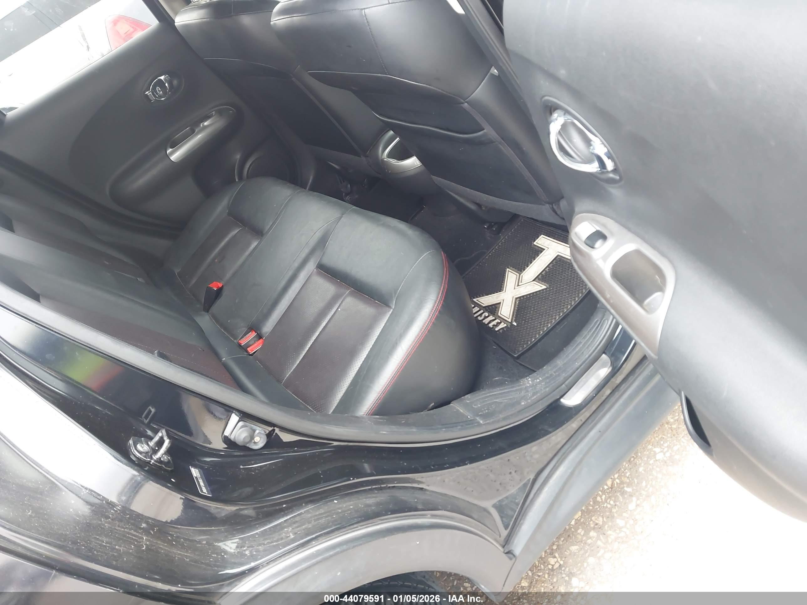 NISSAN JUKE image 8