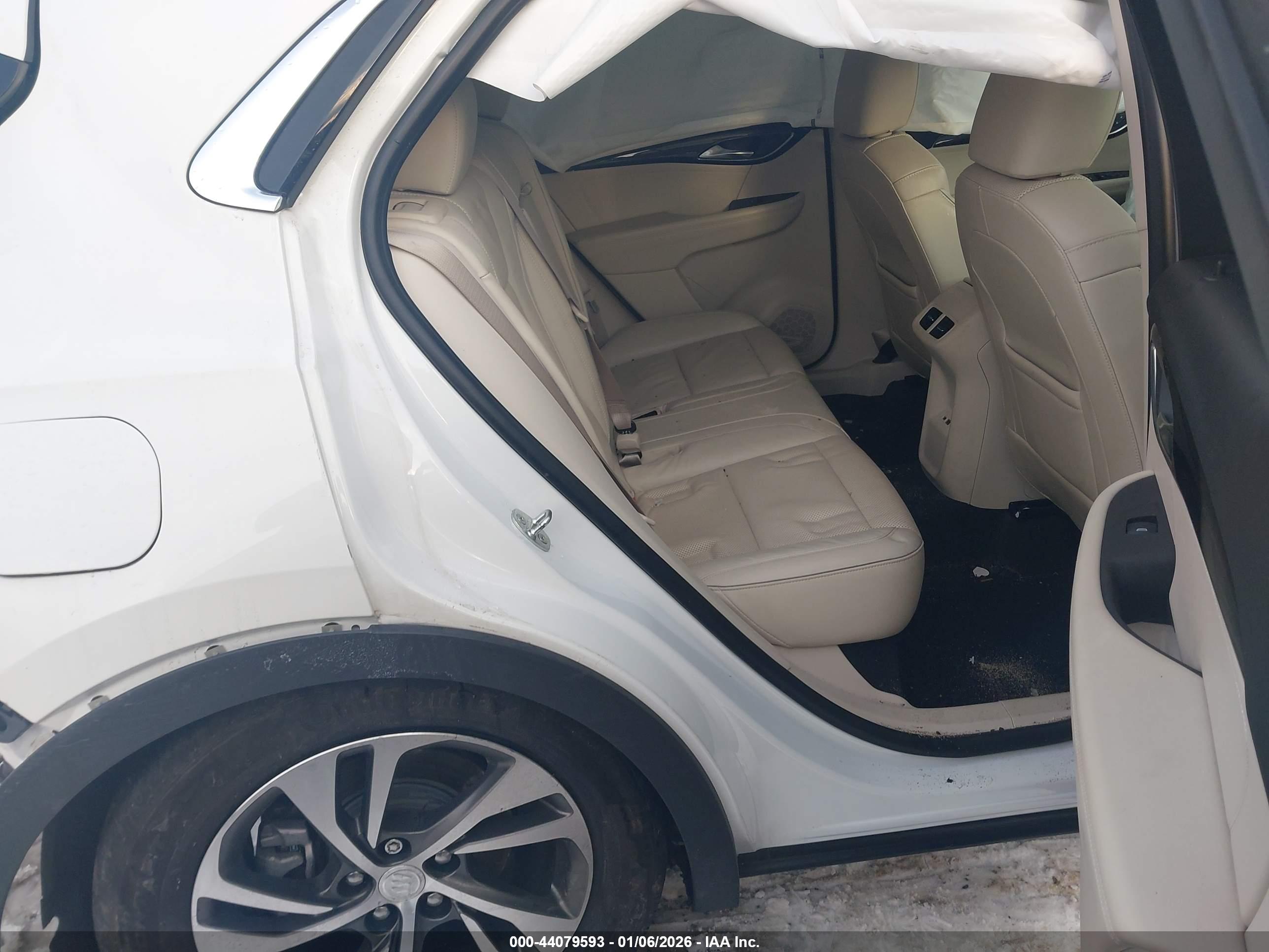 BUICK ENVISION image 8