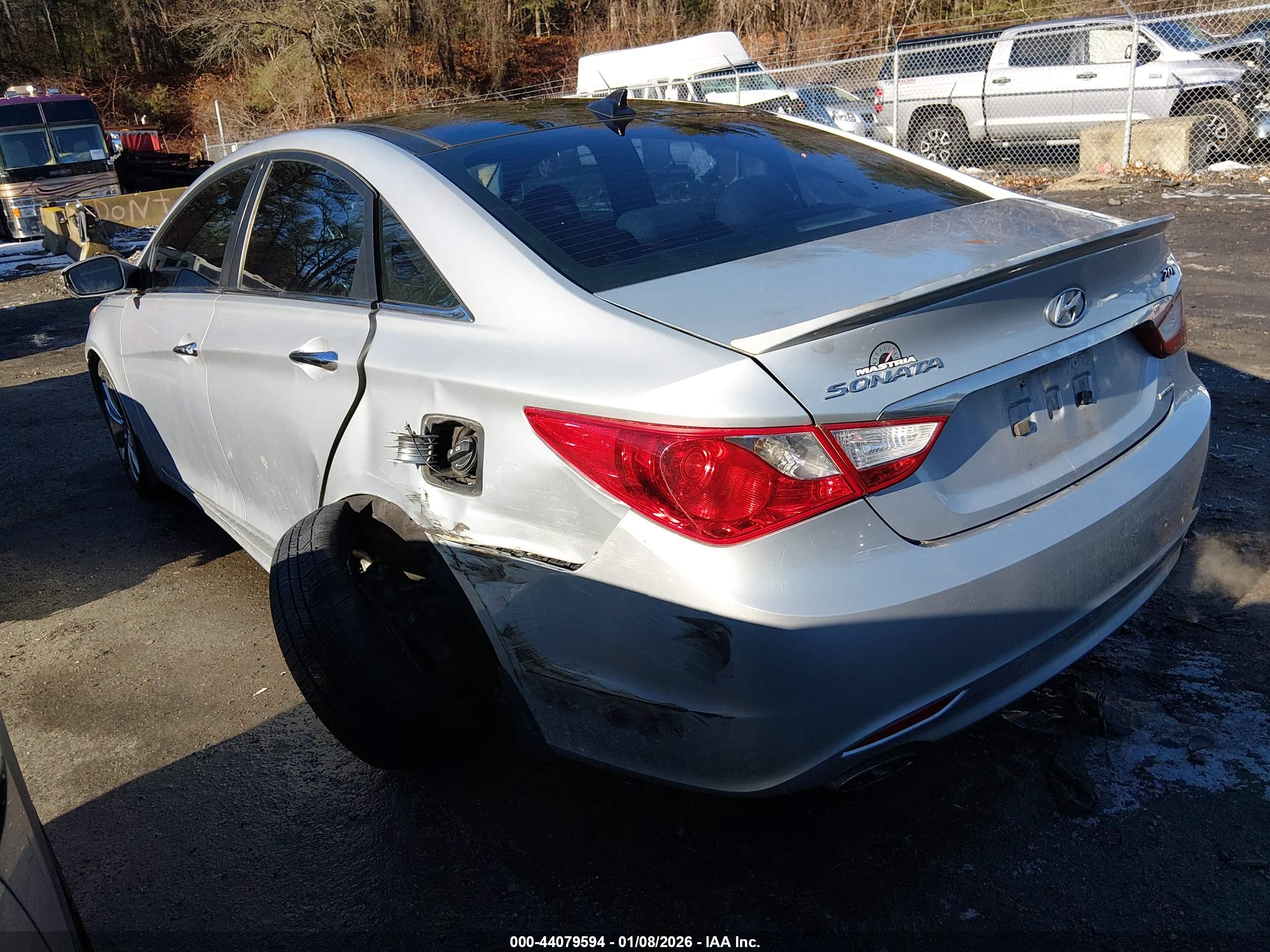 HYUNDAI SONATA image 3