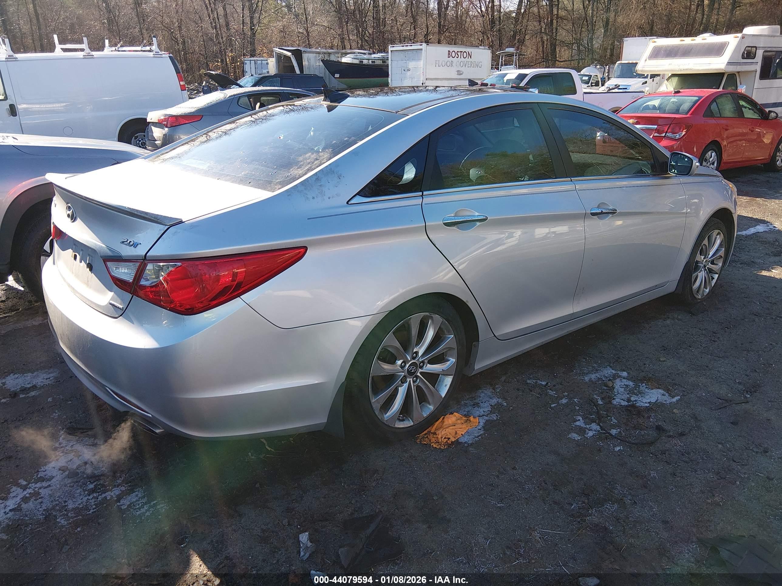 HYUNDAI SONATA image 4
