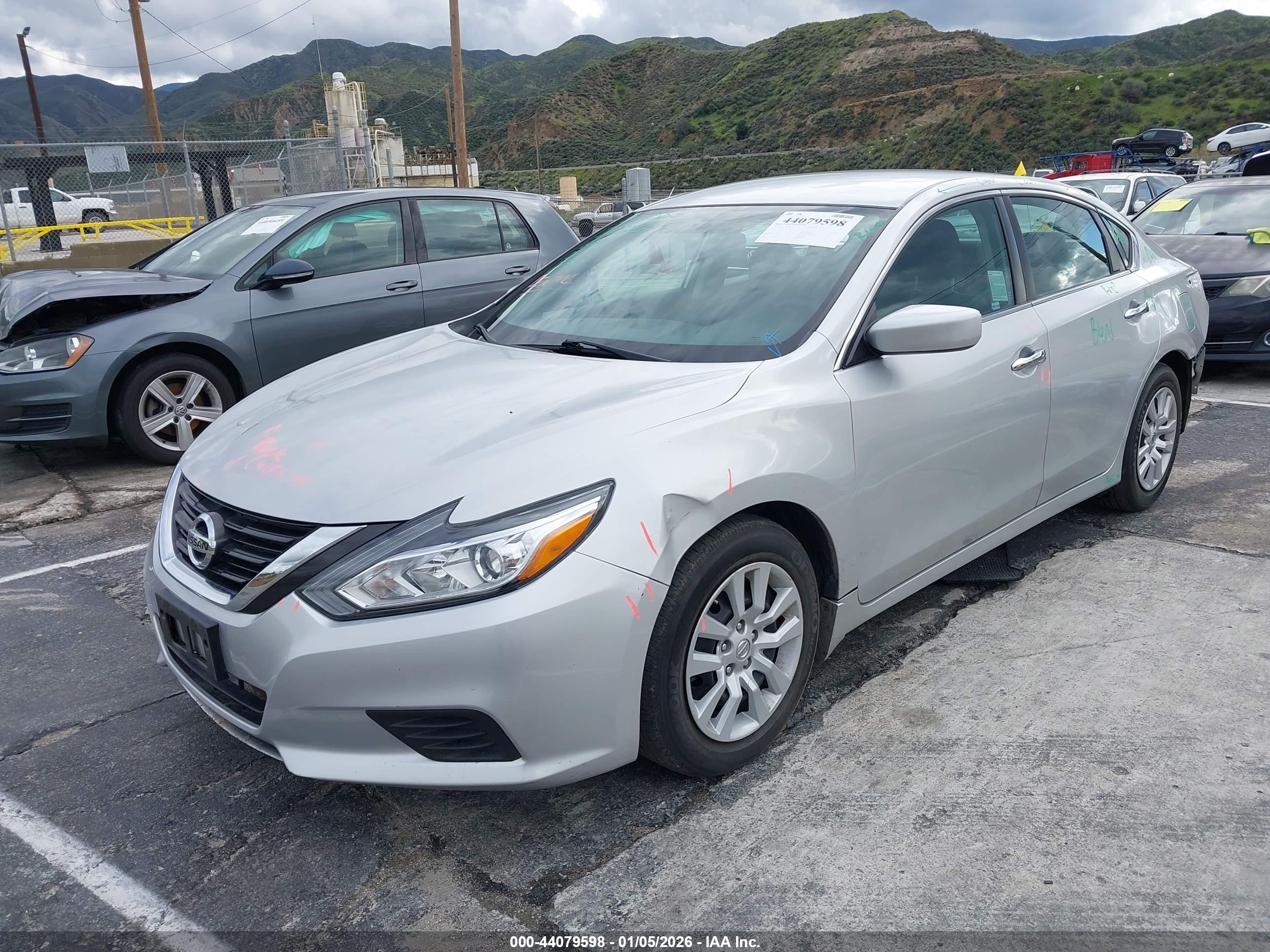 NISSAN ALTIMA image 2