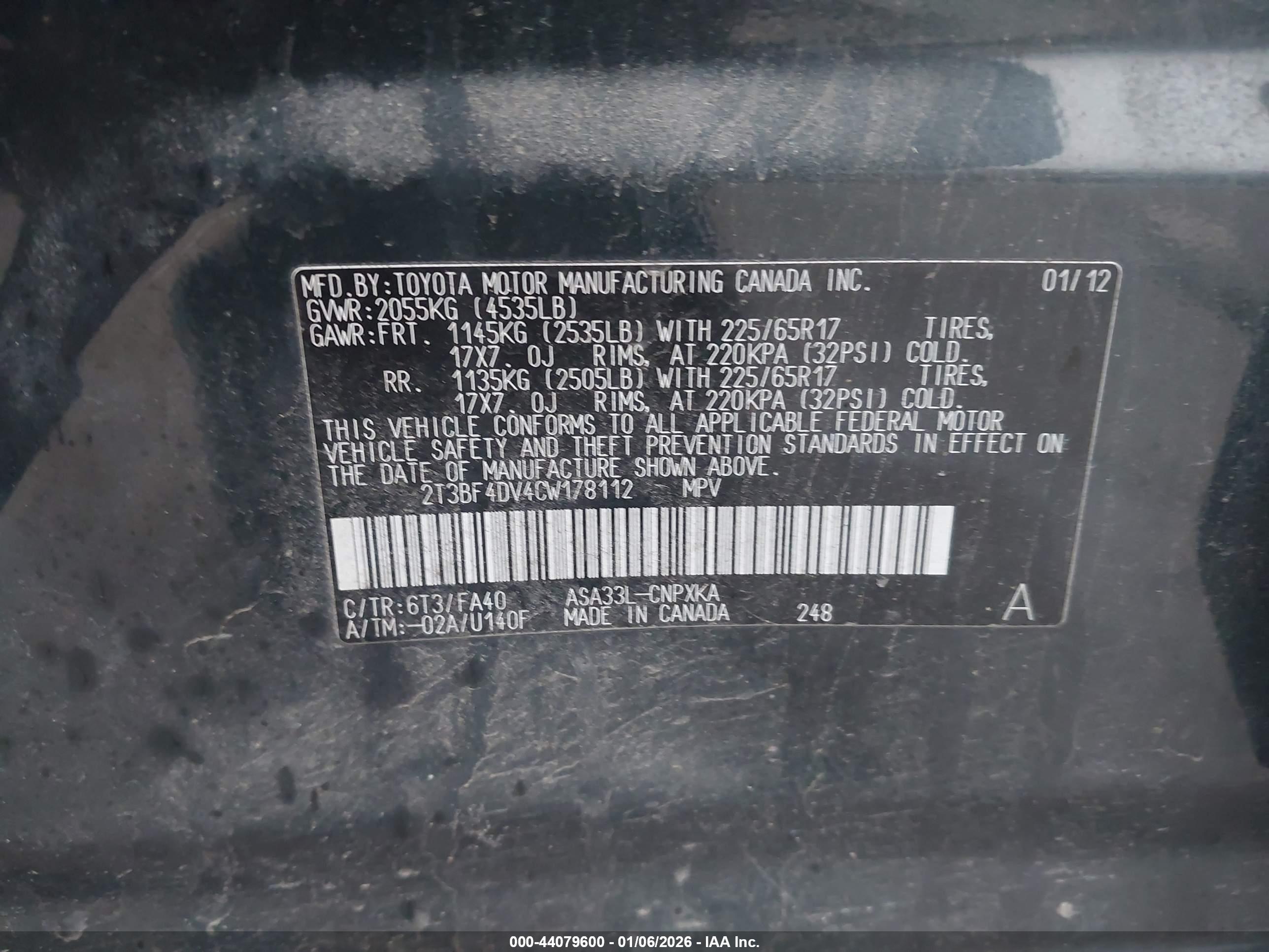 TOYOTA RAV4 image 9