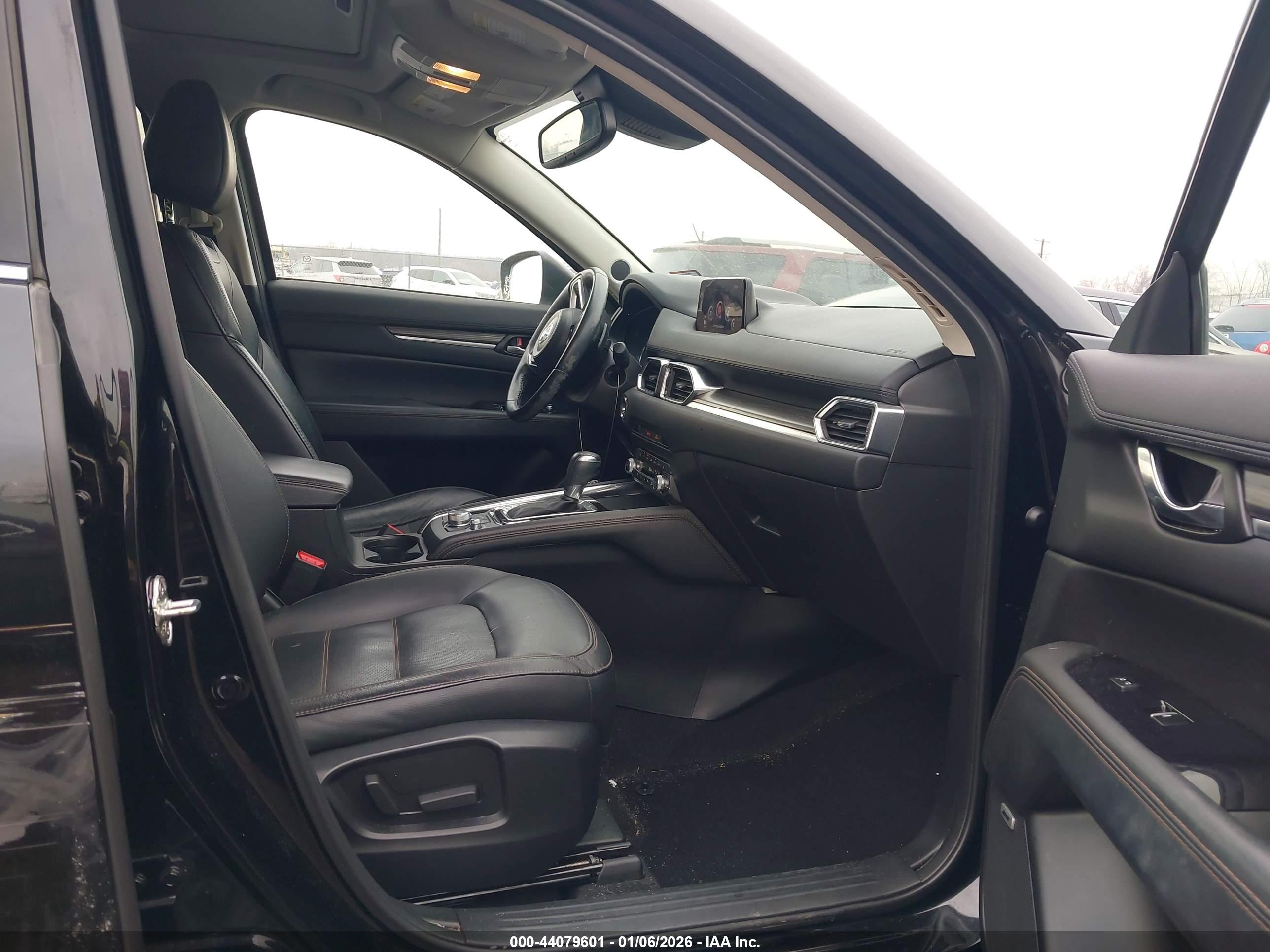 MAZDA CX-5 image 5